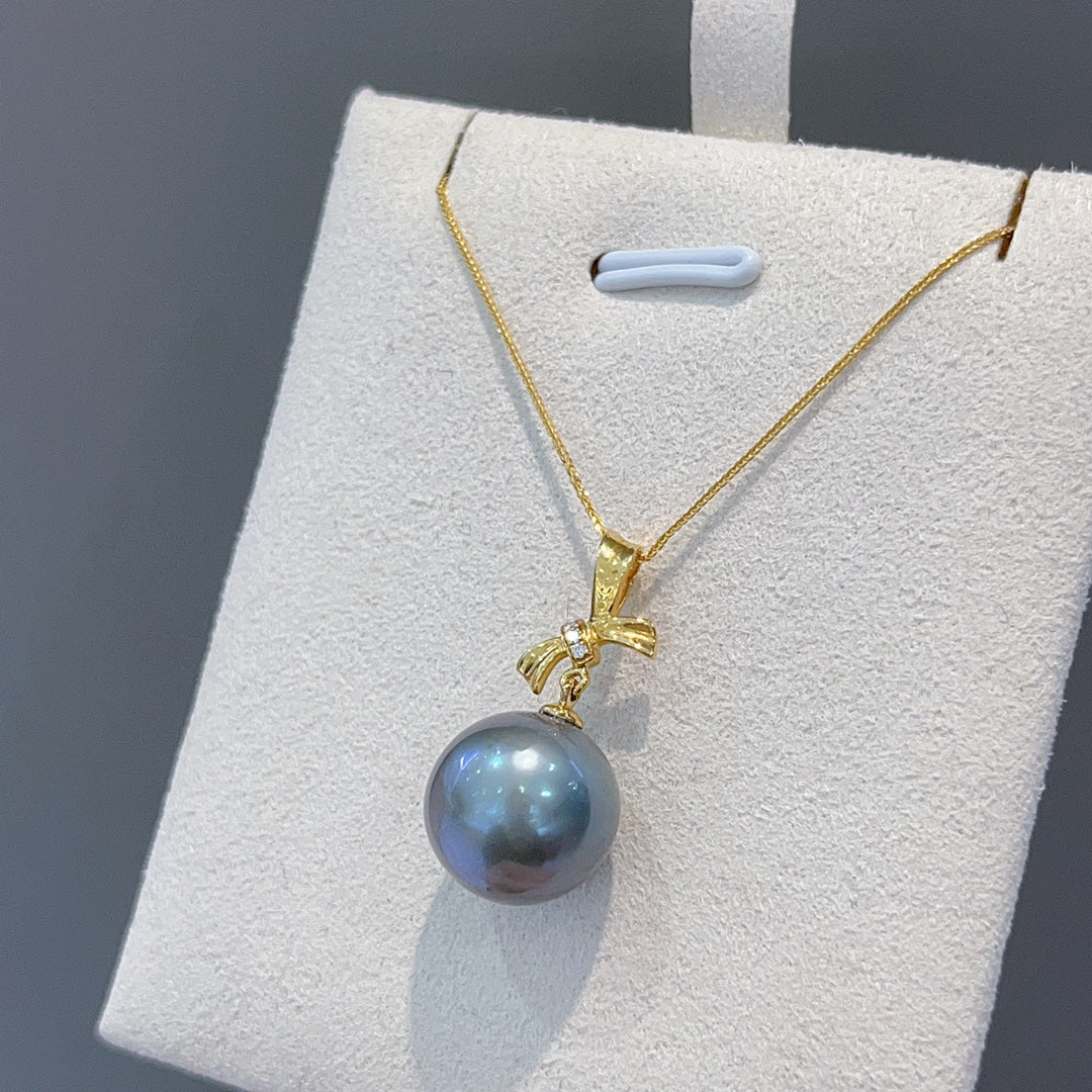 Exquisite 12-13mm Tahitian Black Pearl Jewelry in 18K Gold with Diamonds