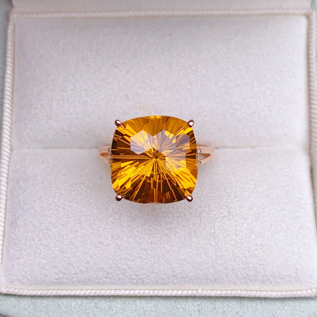 Glorious Yellow Citrine Ring - A Stunning Piece of Jewelry