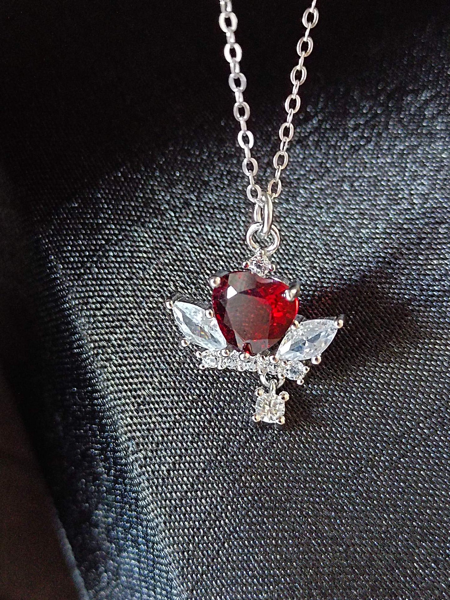 🔥Natural Garnet Heart Pendant Jewelry