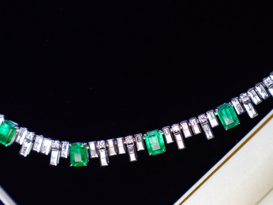 Art Deco High-Grade Emerald Evening Necklace - A Jewelry Masterpiece