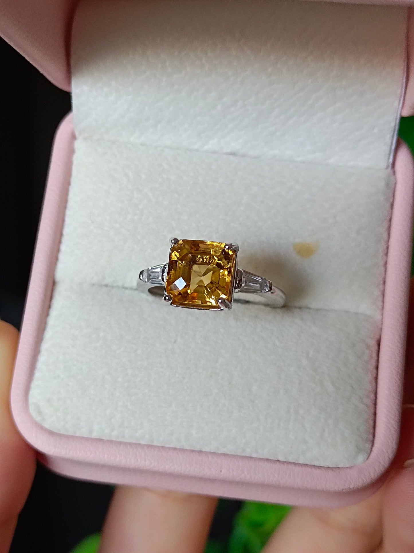 Cincin Persegi Citrine Kuning Asli yang Indah - Barang Kemas