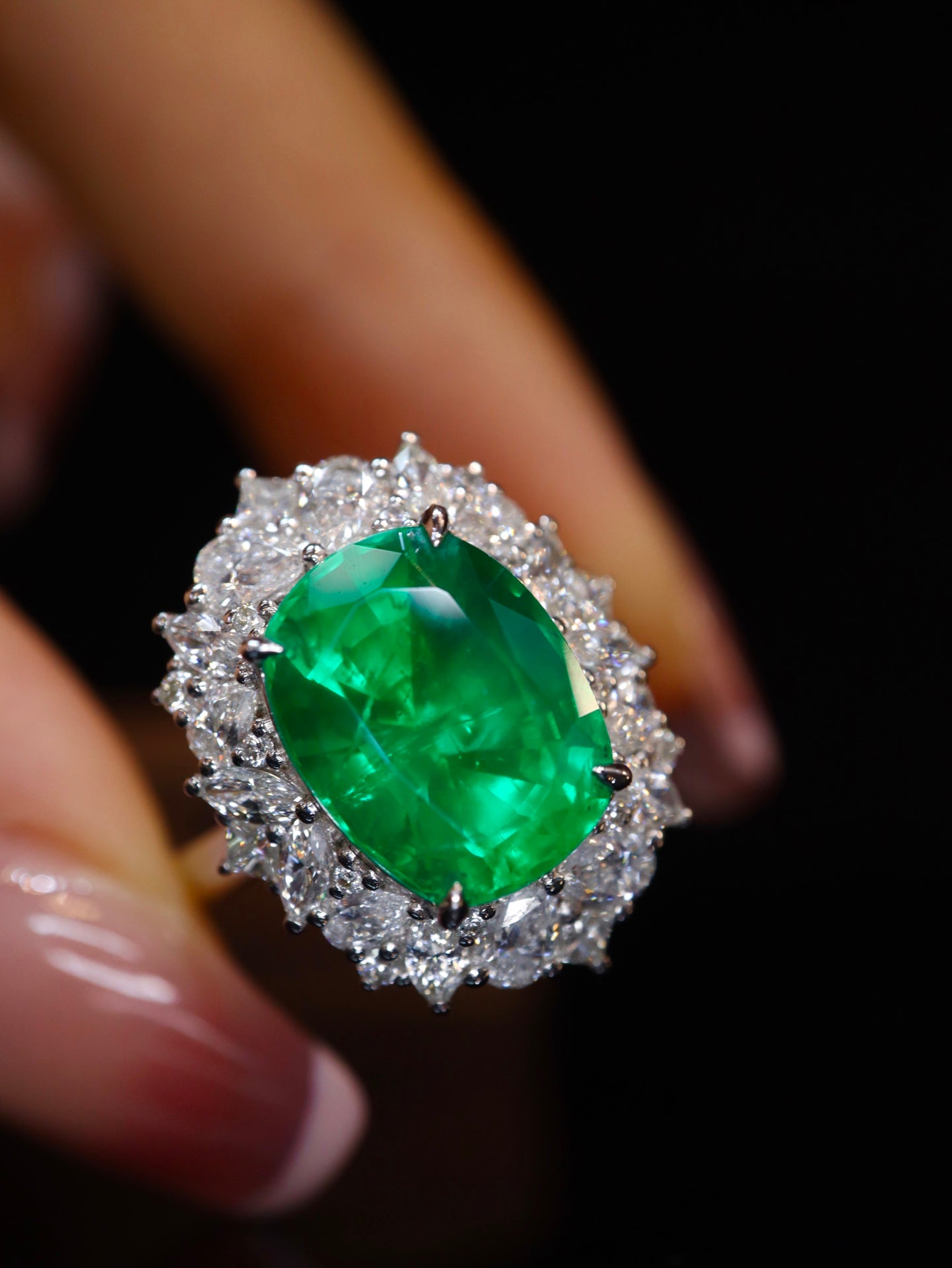 Emerald Ring - Vivid Green Jewelry with Guild Certificate