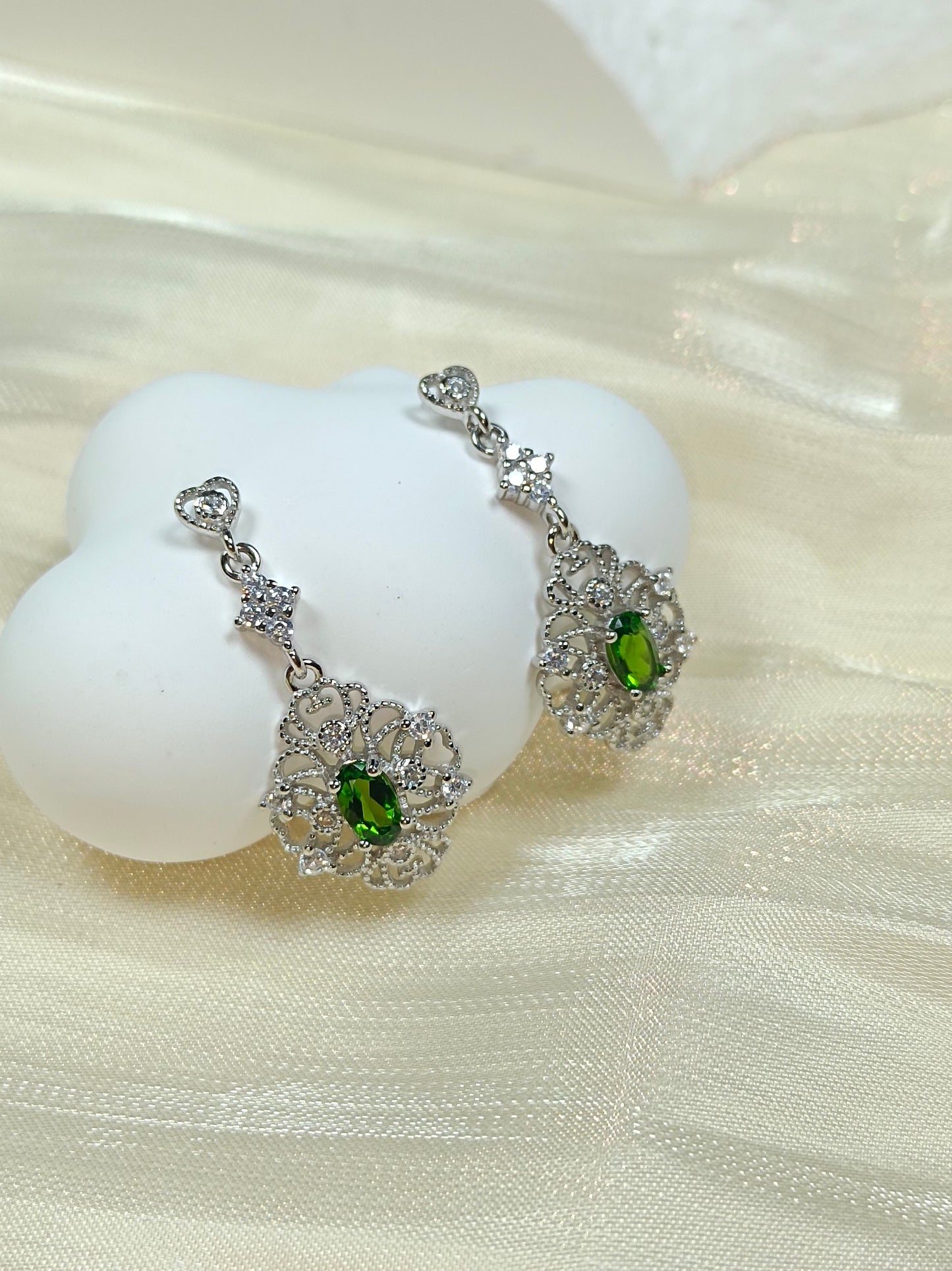 S925 Silver Embedded Diopside Earrings - Unique Design Lace Cutout Drop Earrings