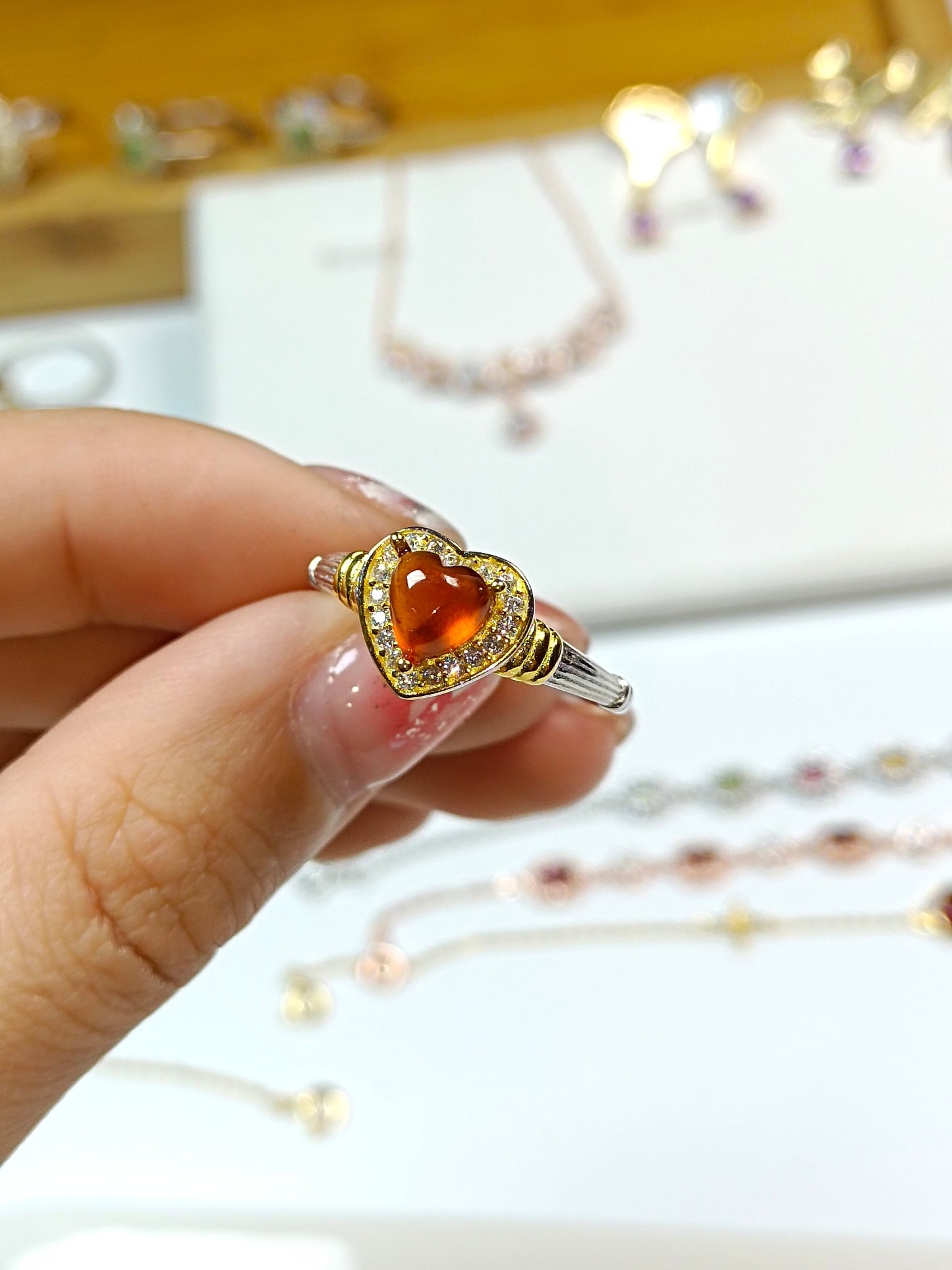 S925 Silver Embedded Mandarin Garnet Ring - Heart Shape Design with Adjustable Band