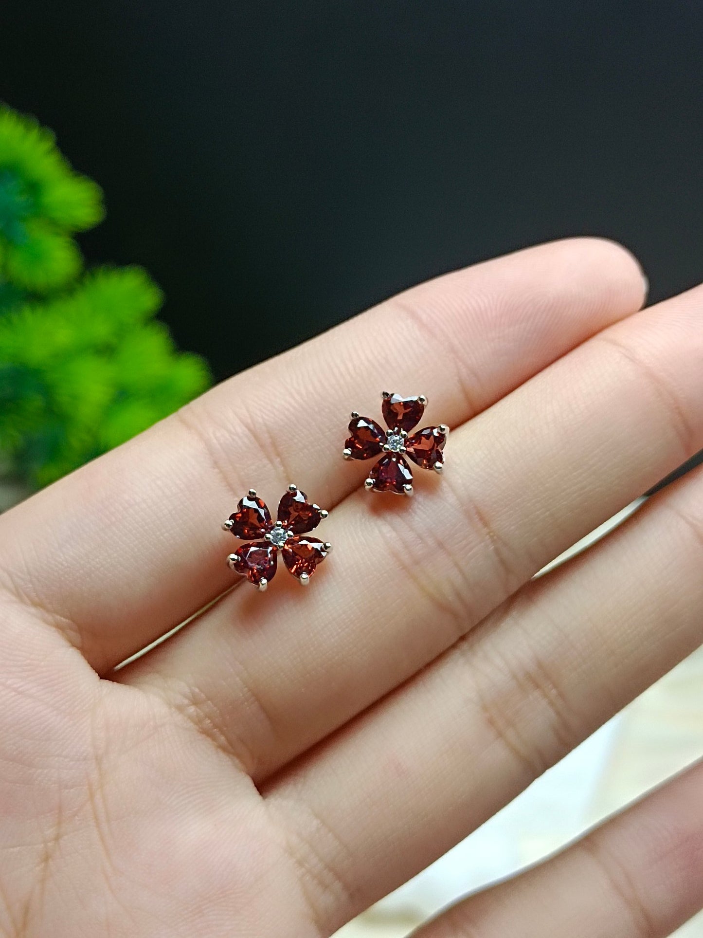 Elegant Sterling Silver Garnet Heart Four-Leaf Clover Earrings with 18K Gold Craftsmanship - Luxury Jewelry