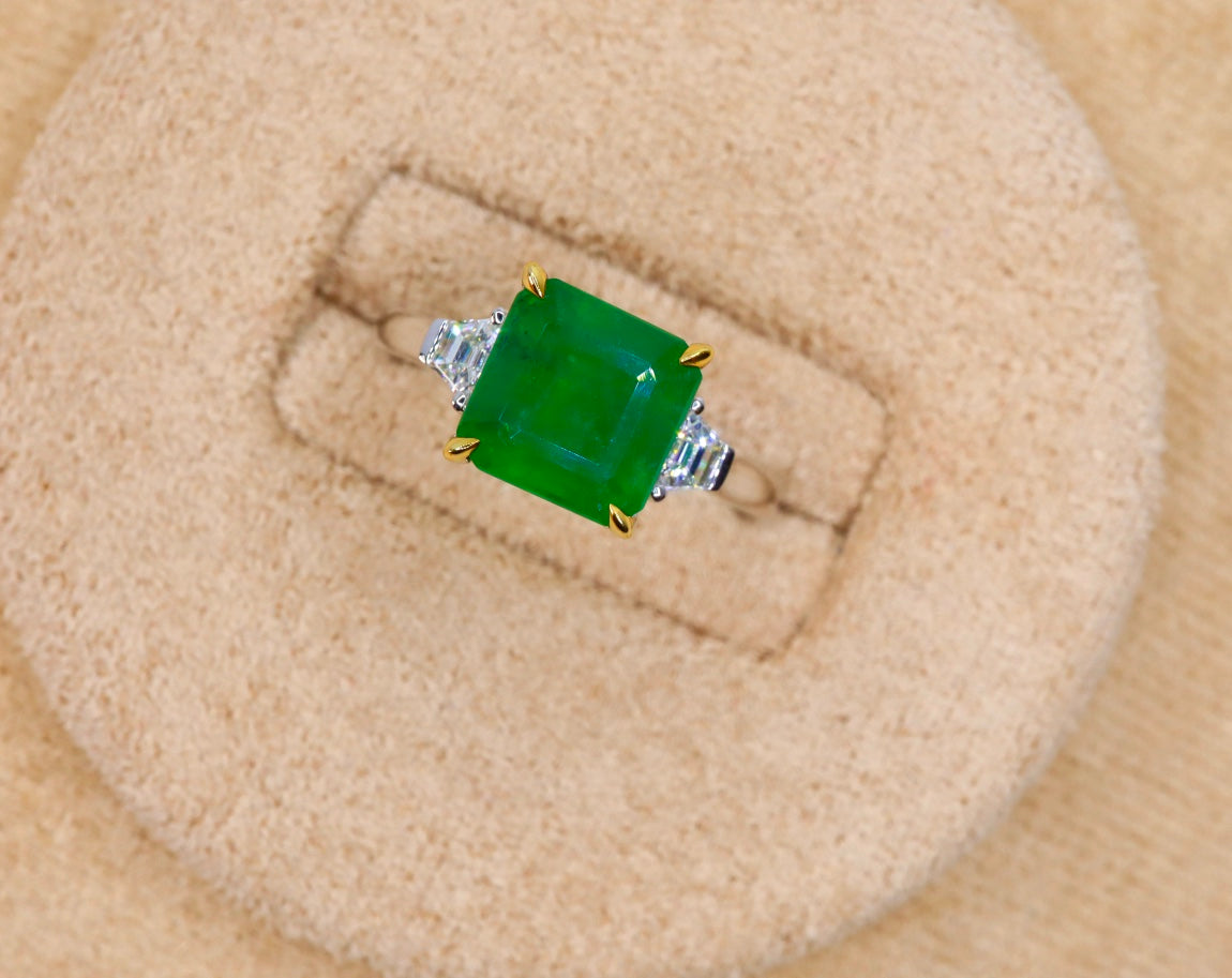 Elegant Three-Stone Natural Emerald Ring - Fine Jewelry