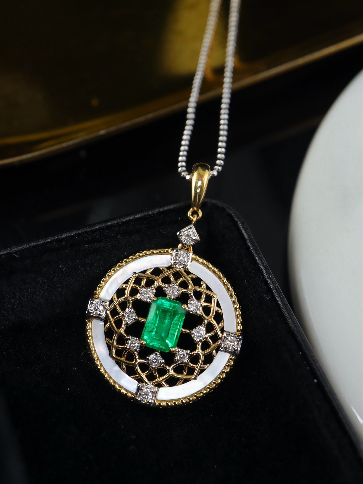 High-End Luxury Cuban Style Pendant - Exquisite Jewelry Piece