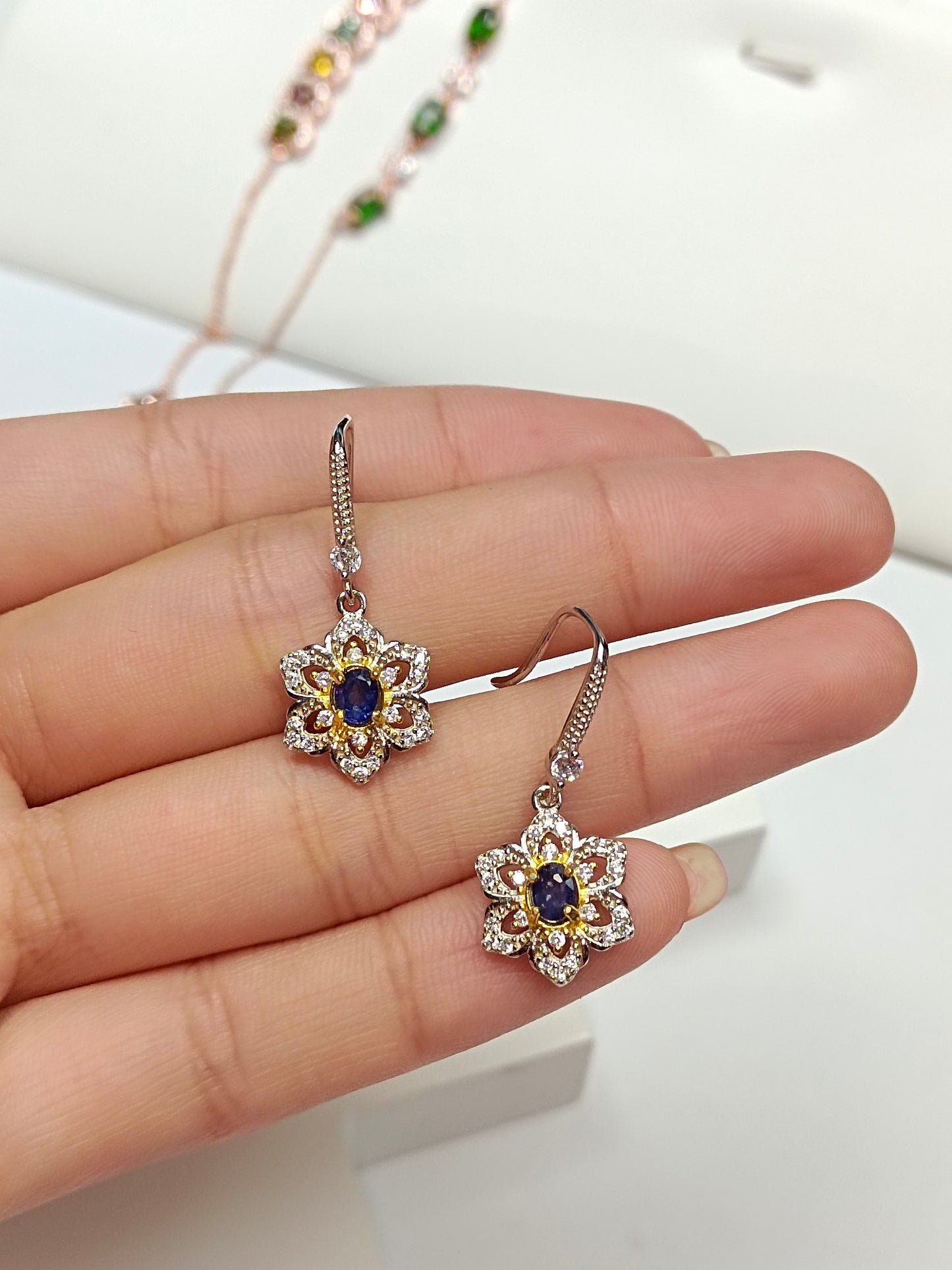 S925 Silver Sapphire Sunflower Earrings - Elegant Jewelry