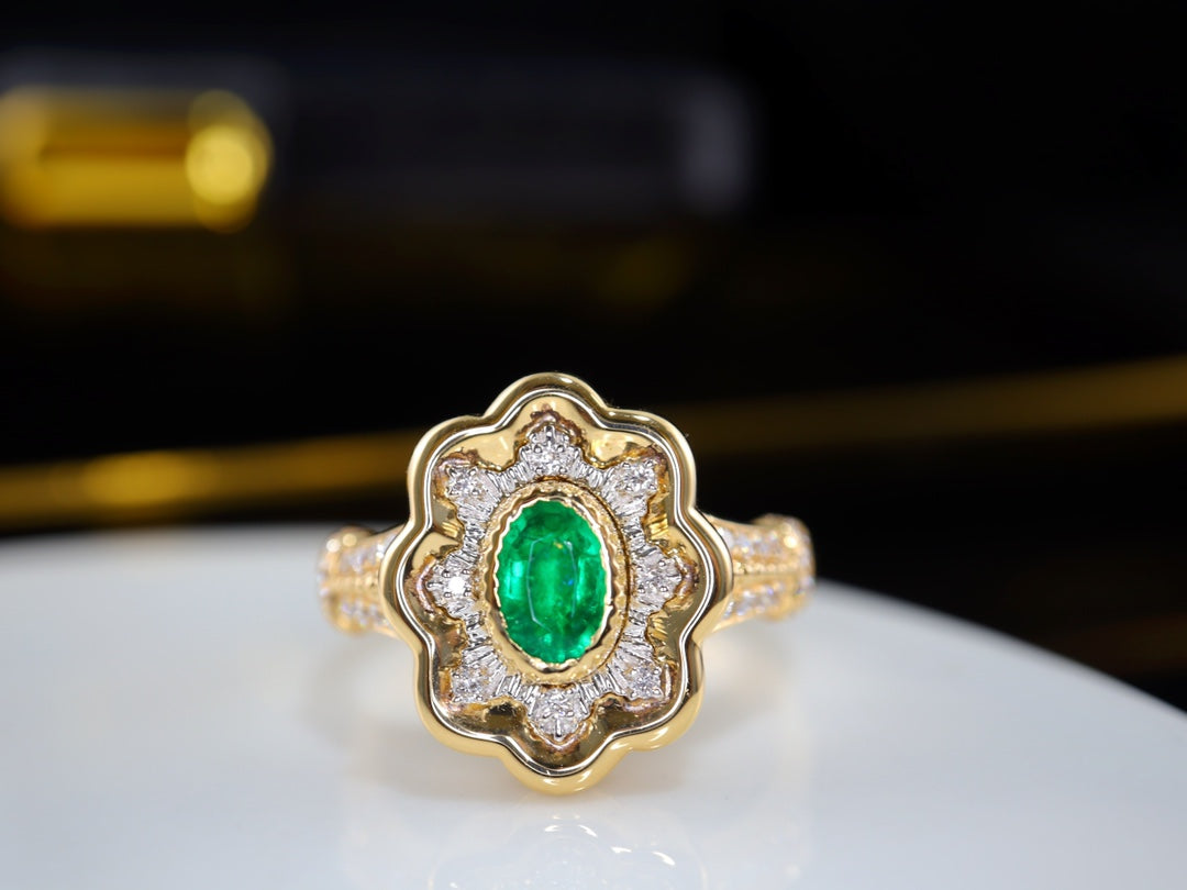 Panjshir Emerald Ring - Vintage Jewelry for Every Occasion