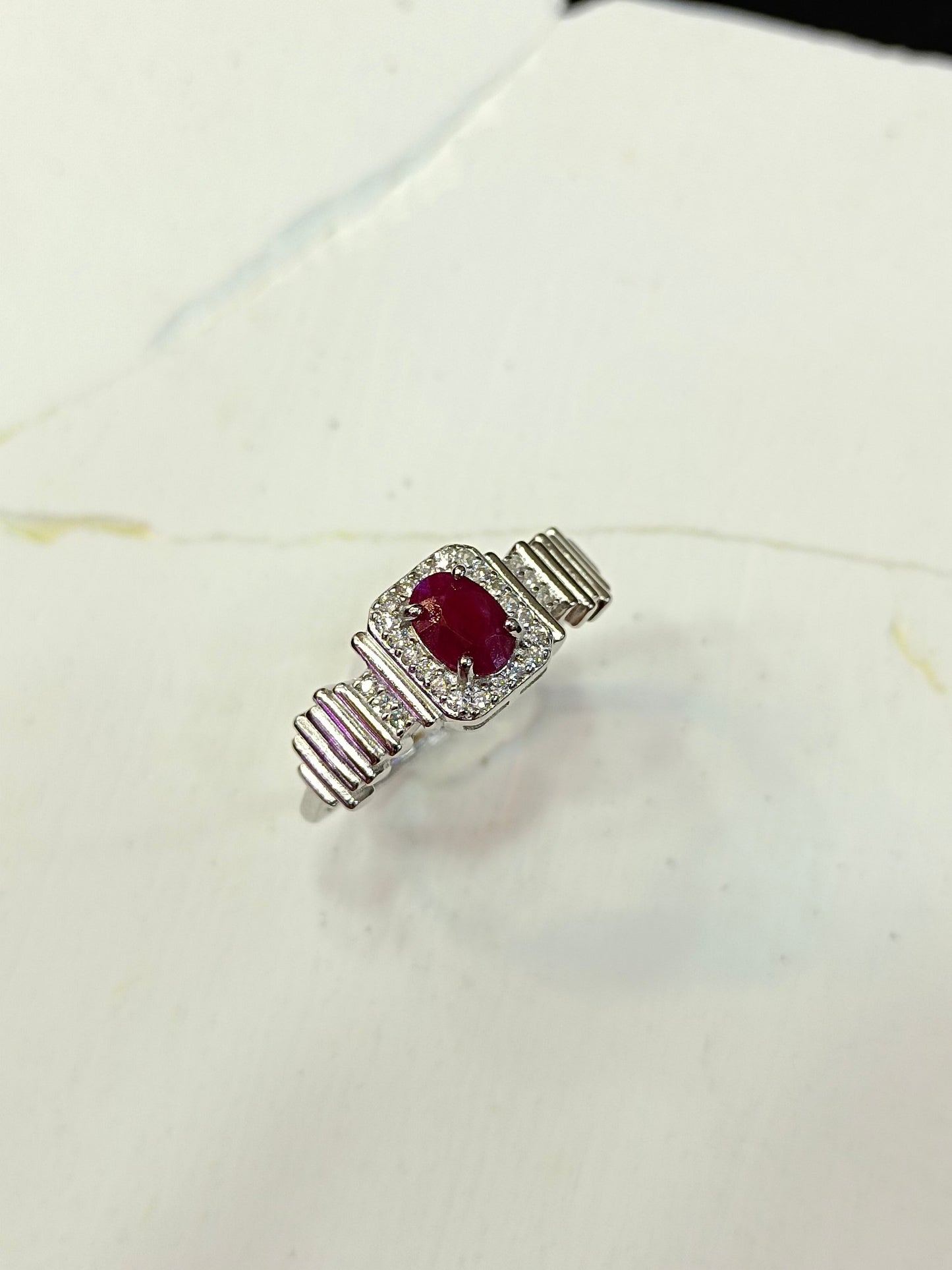 Elegant S925 Silver Ruby Embedded Ring - Unique Jewelry Piece