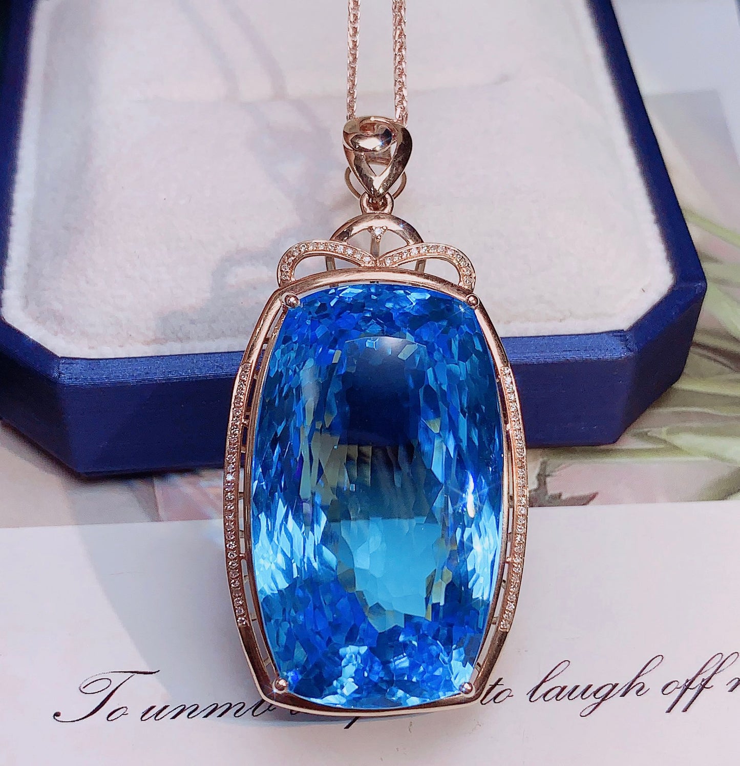 Exquisite Collector's Grade Topaz Jewelry - 18K Gold Embedded Pendant