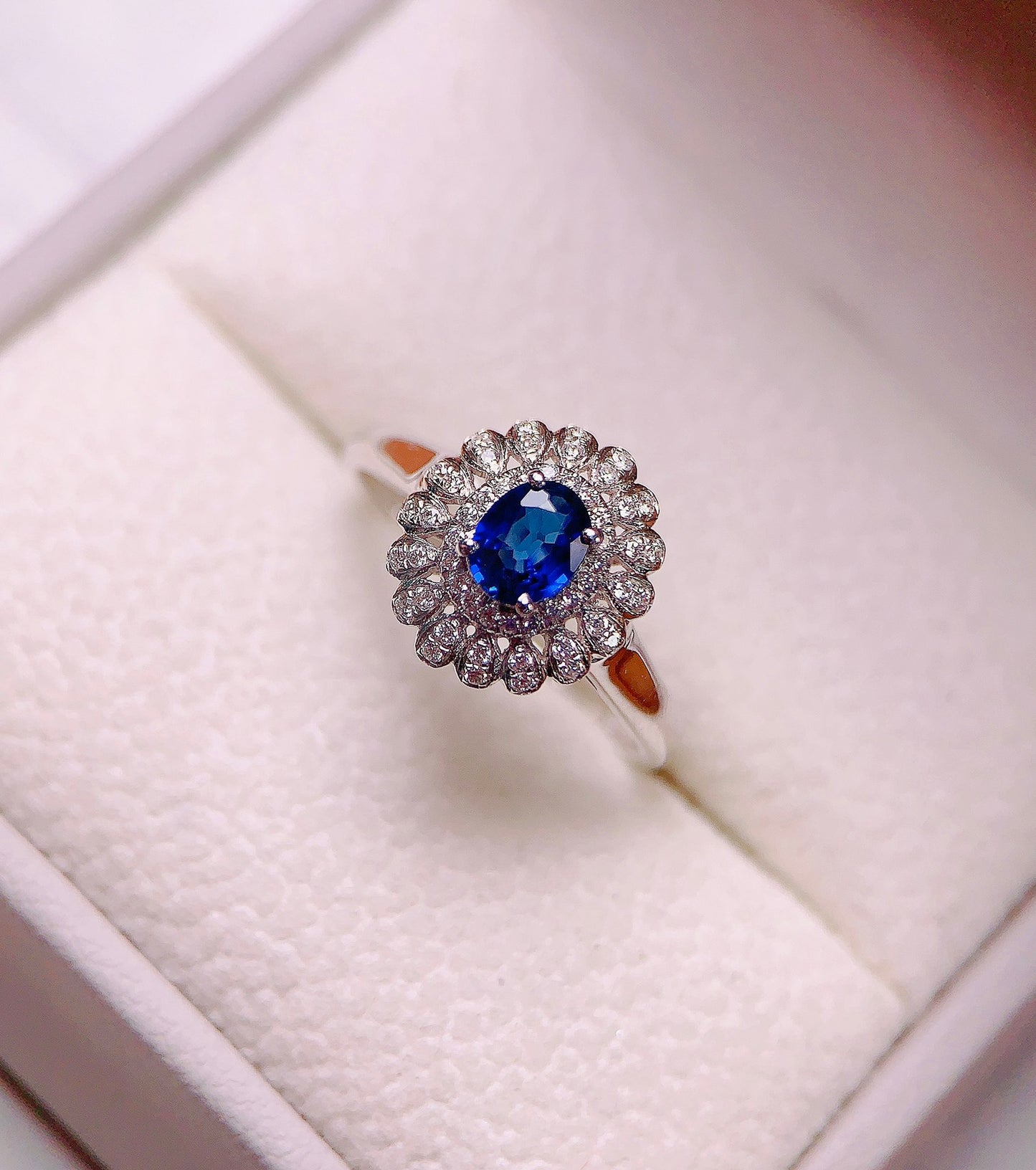 Elegant Natural Sapphire Ring - Fine Jewelry for Every Occasion