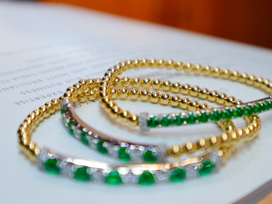 Stylish and Versatile: Imported Elastic Beaded Emerald Bracelet - Premium Jewelry