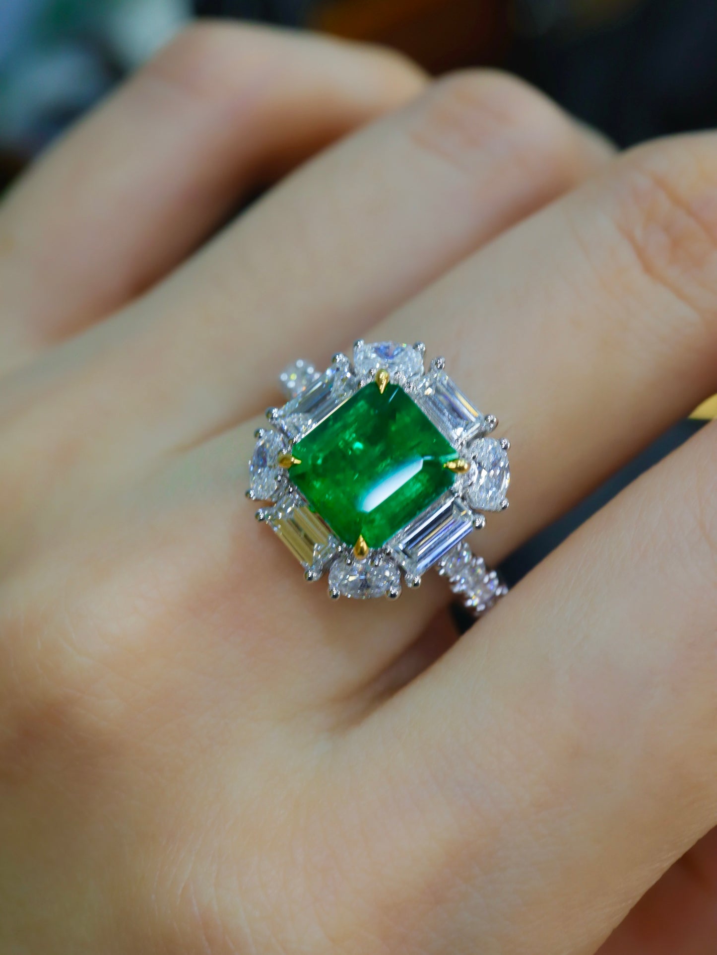 Afghan Panjshir Emerald Ring - Premium Wharton Green Jewelry