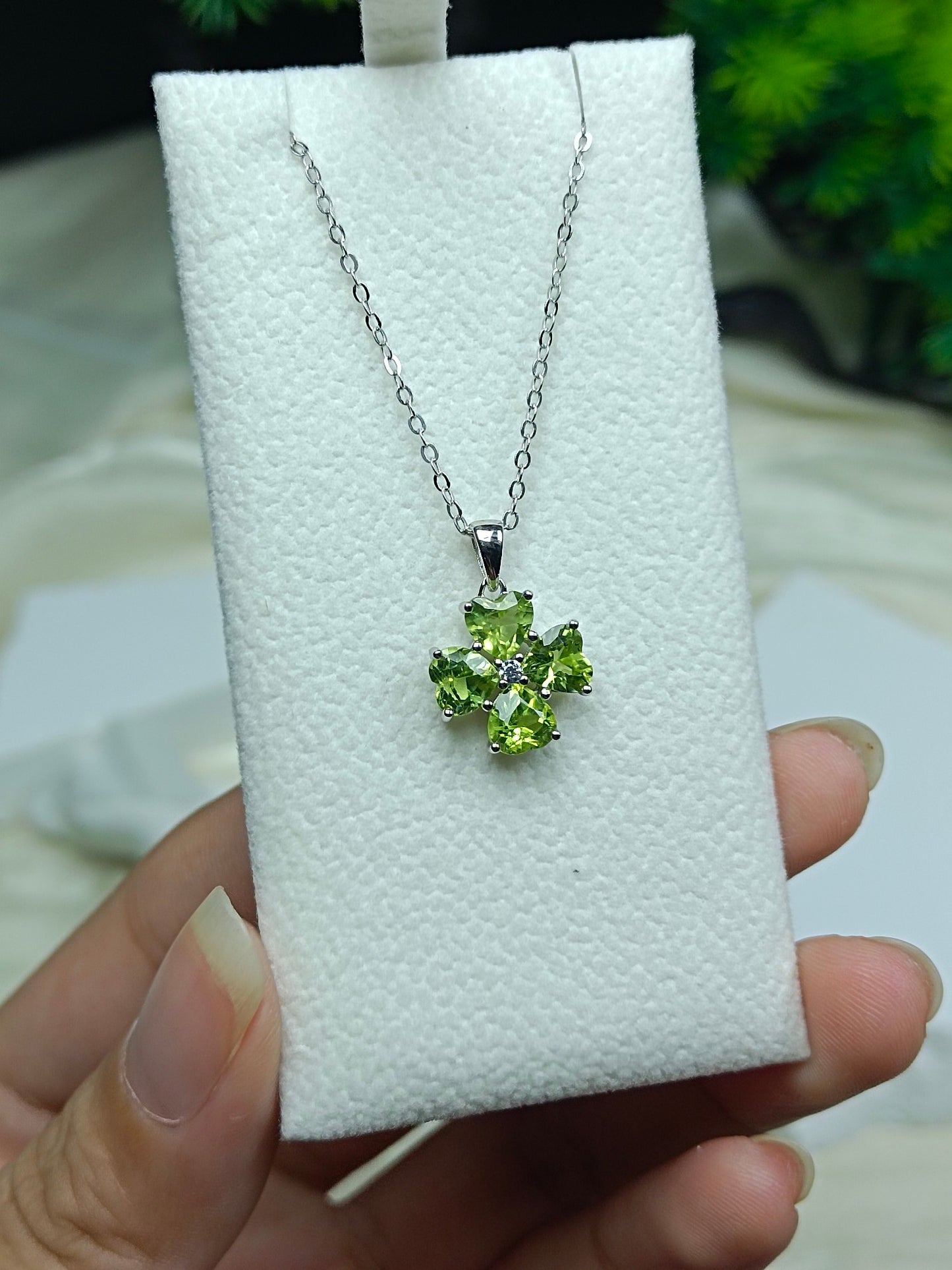 S925 Silver Fine Craftsmanship Peridot Four-Leaf Clover Jewelry Set