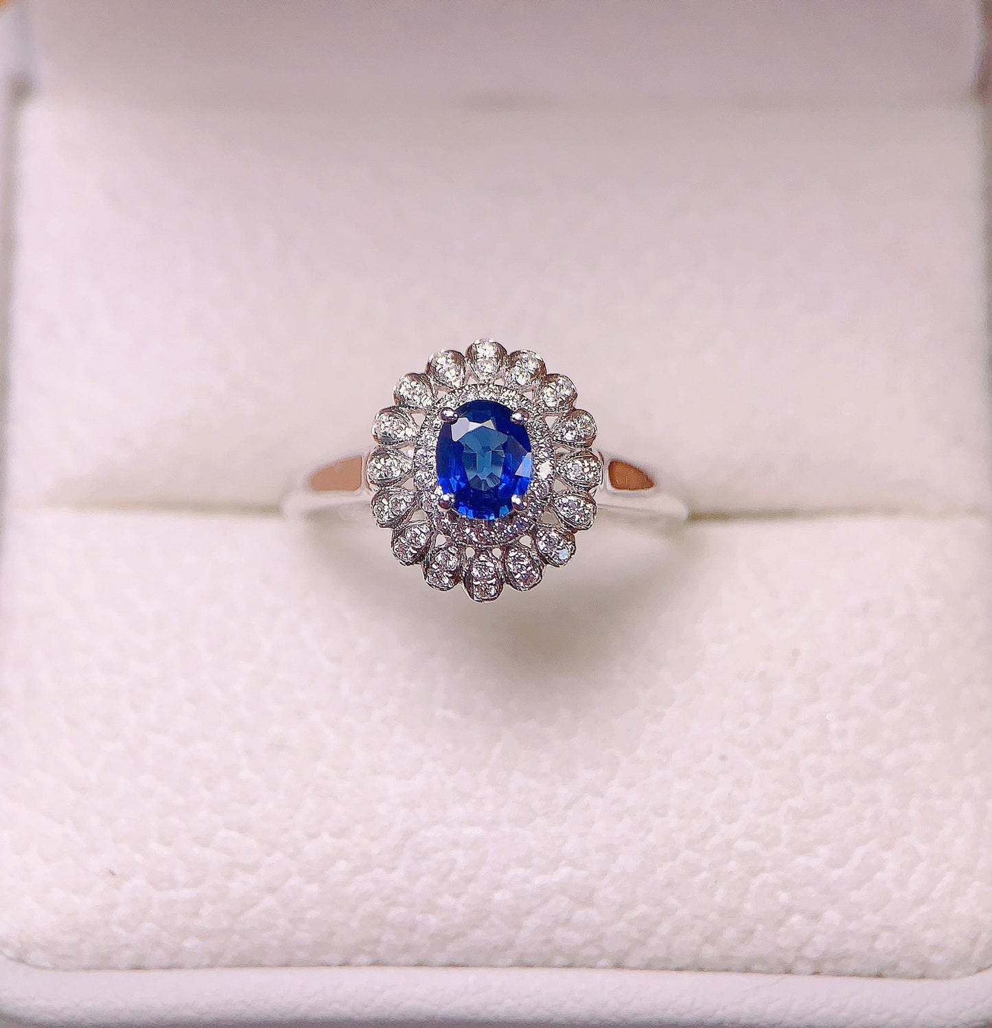 Elegant Natural Sapphire Ring - Fine Jewelry for Every Occasion