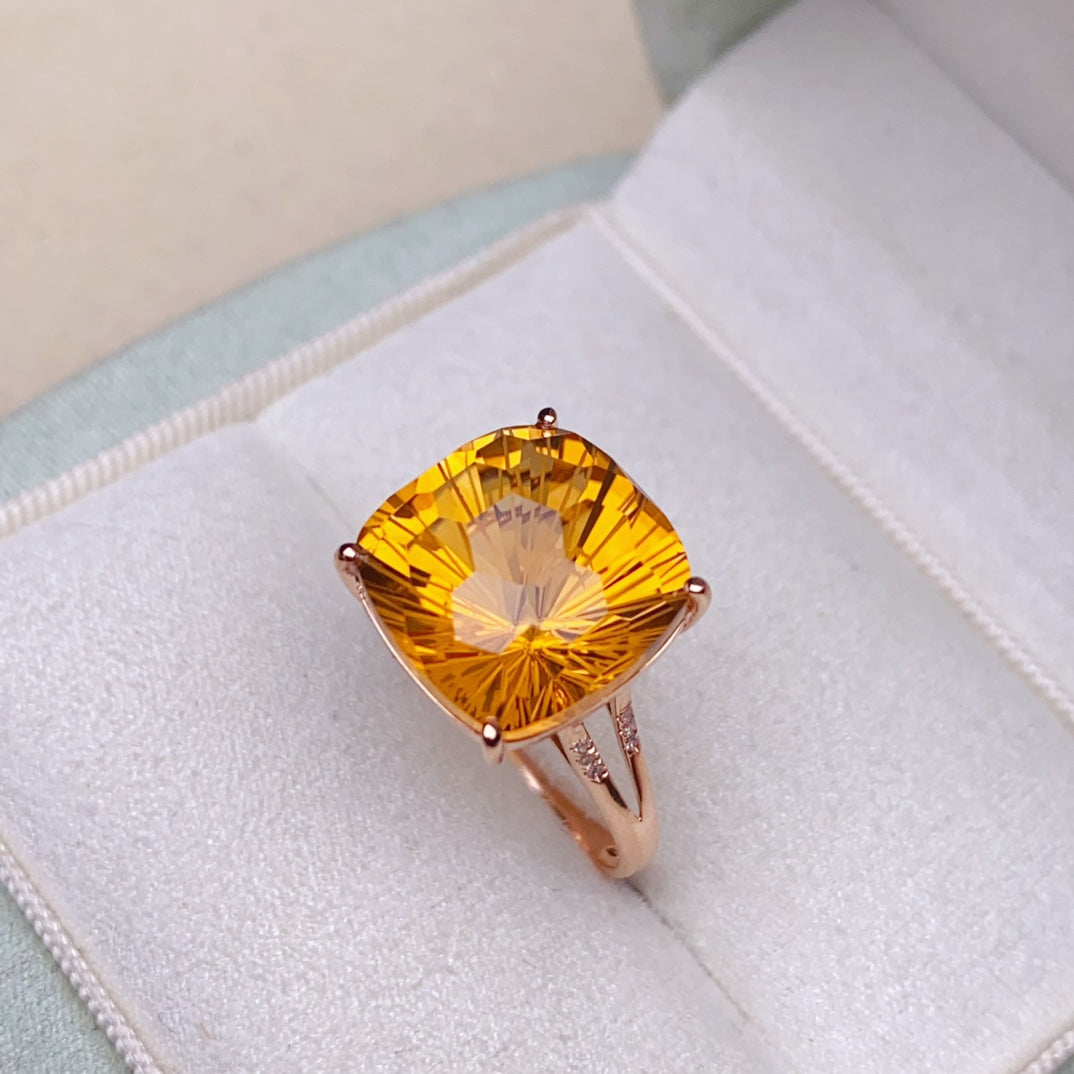 Glorious Yellow Citrine Ring - A Stunning Piece of Jewelry