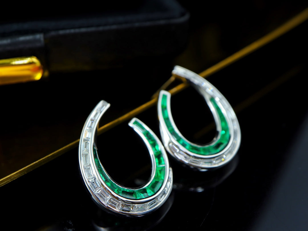 Emerald Earrings Jewelry: Luxurious Panjshir Emerald & Large Diamond Setting