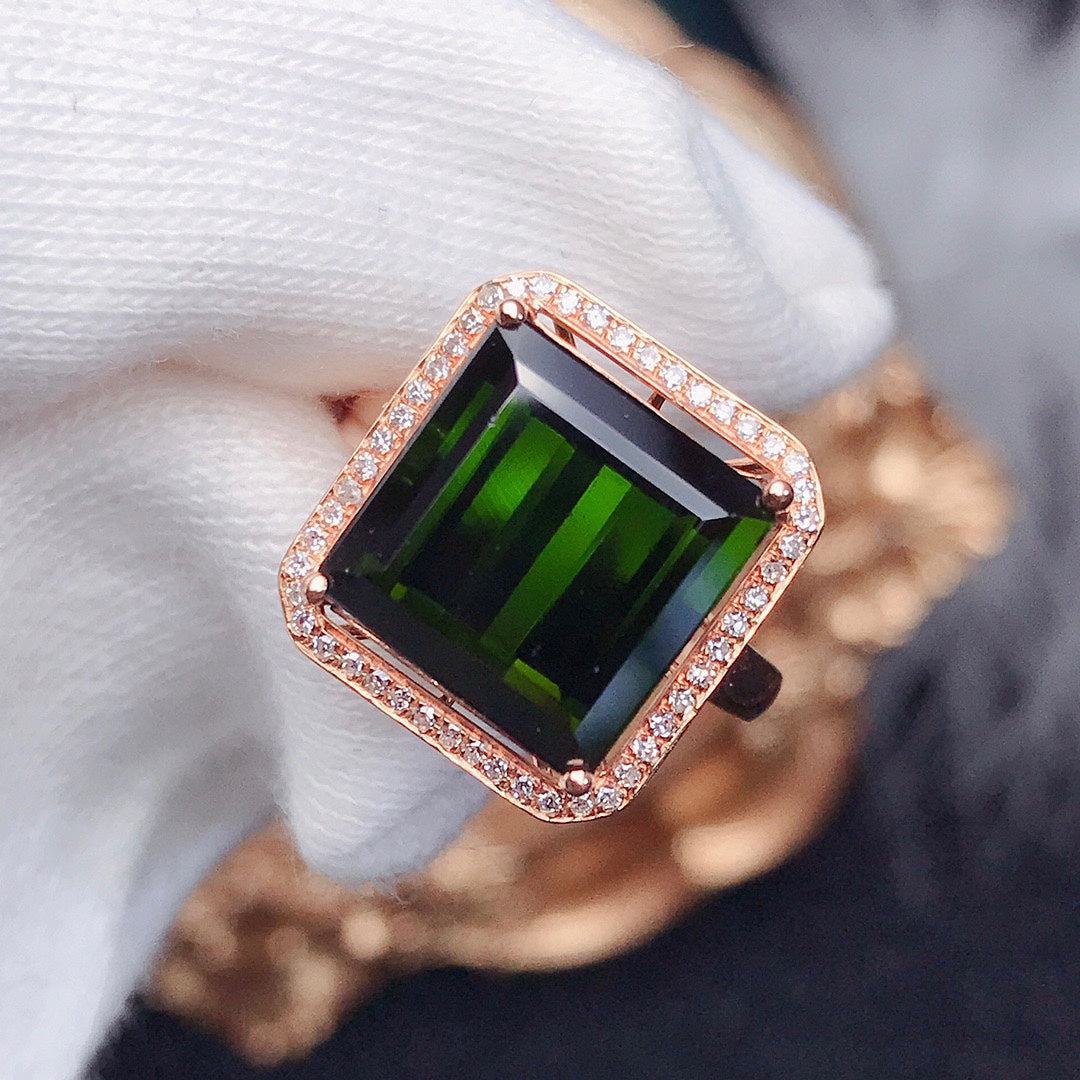 Exquisite Natural Tourmaline Ring - A Must-Have Jewelry Piece