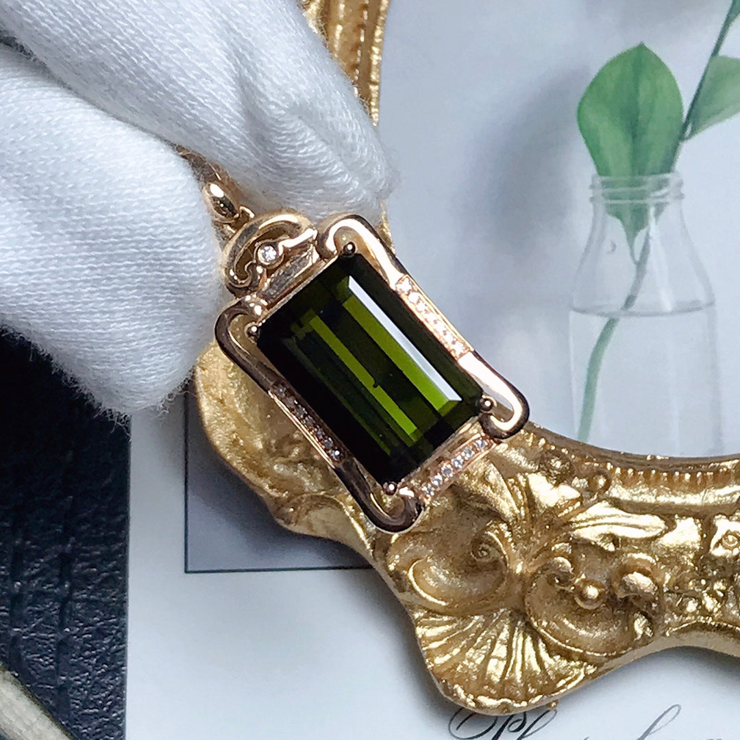 Natural Tourmaline Pendant - Exquisite Jewelry for Elegance