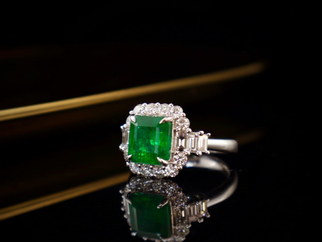 Bague émeraude - Bijoux en pierres précieuses vitreuses vert vif à haute saturation