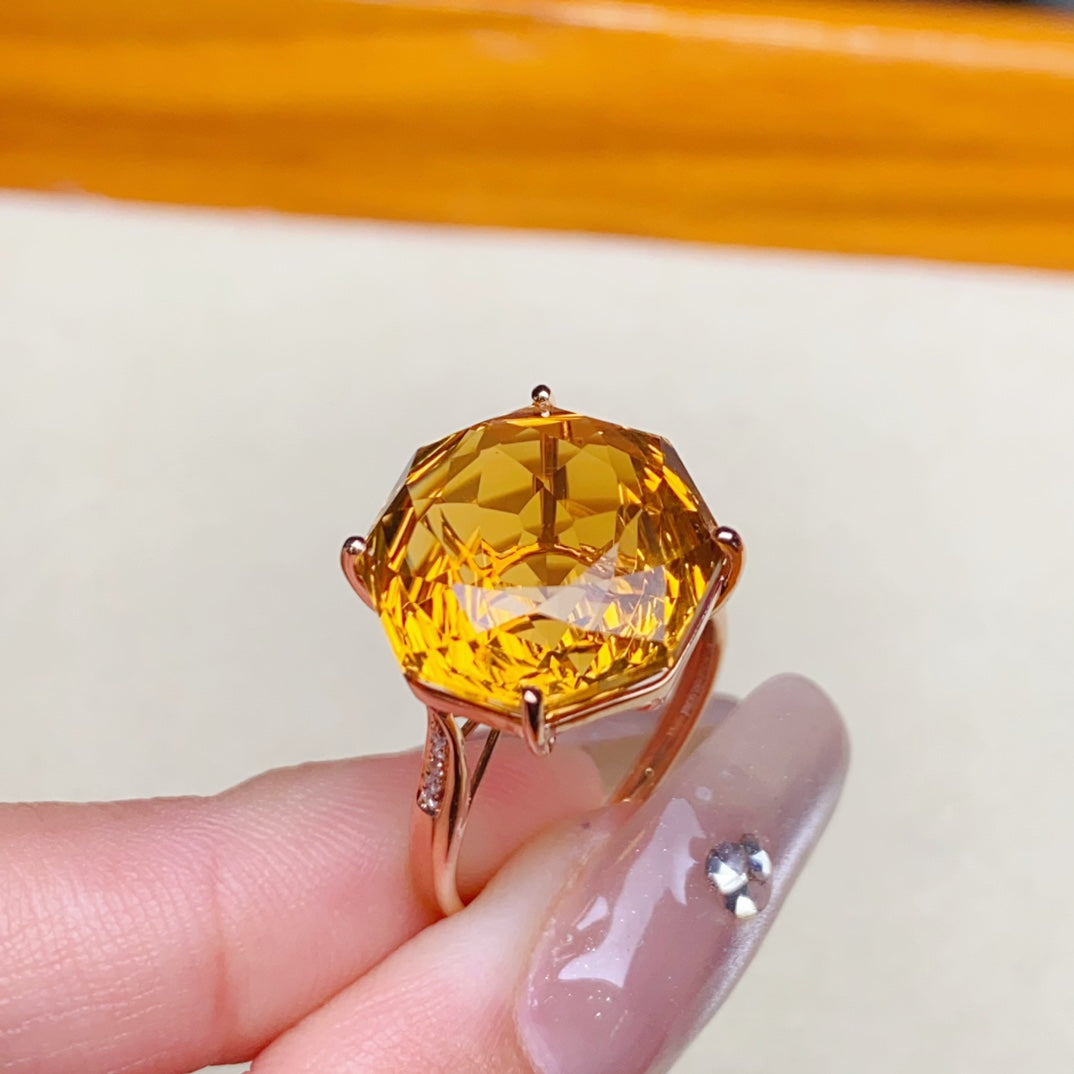 Sunny Yellow Citrine Ring in 18K Gold with Diamond Accents - Exquisite Jewelry