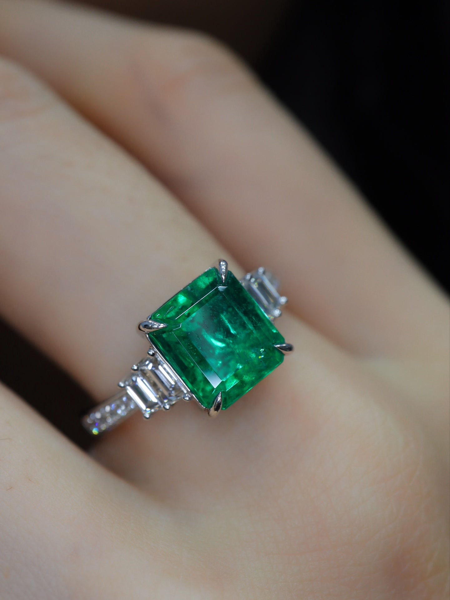 Emerald Ring - Vivid Green Jewelry Piece for Daily Wear