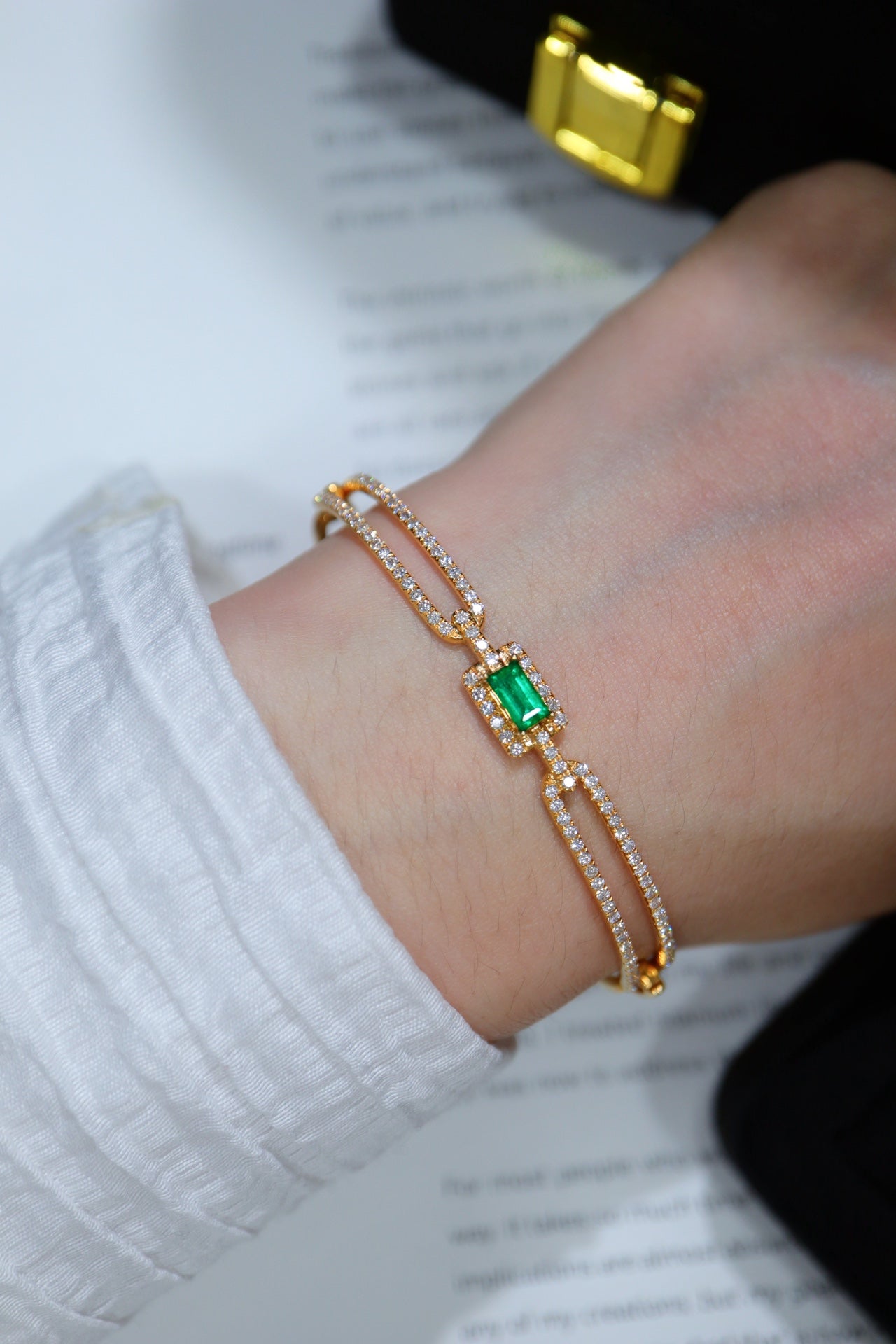 Panjshir Emerald Bracelet - High-Quality Jewelry Piece