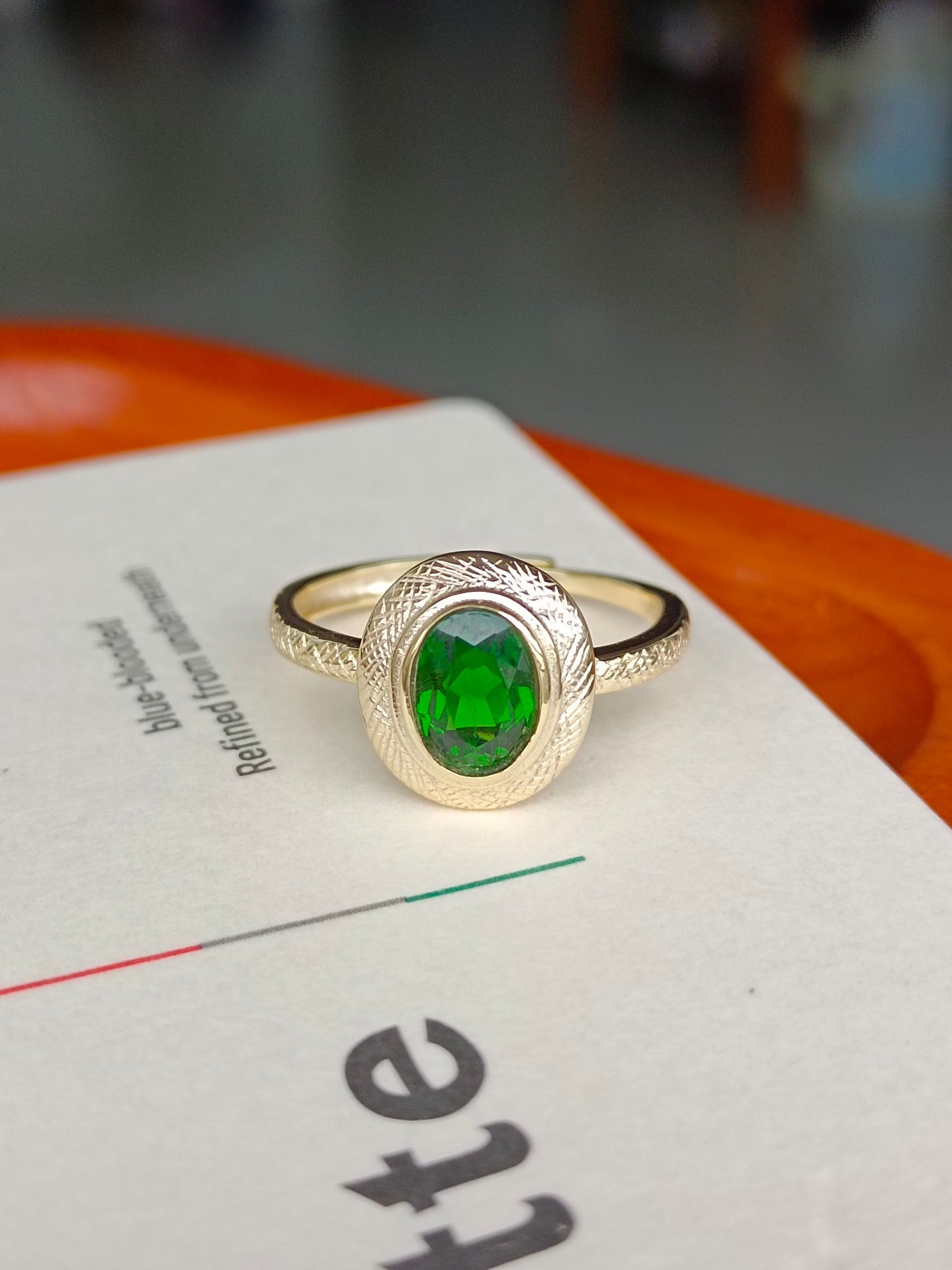 Exquisite Natural Diopside Ring - A Fusion of Gemstone and Buccellati Craftsmanship