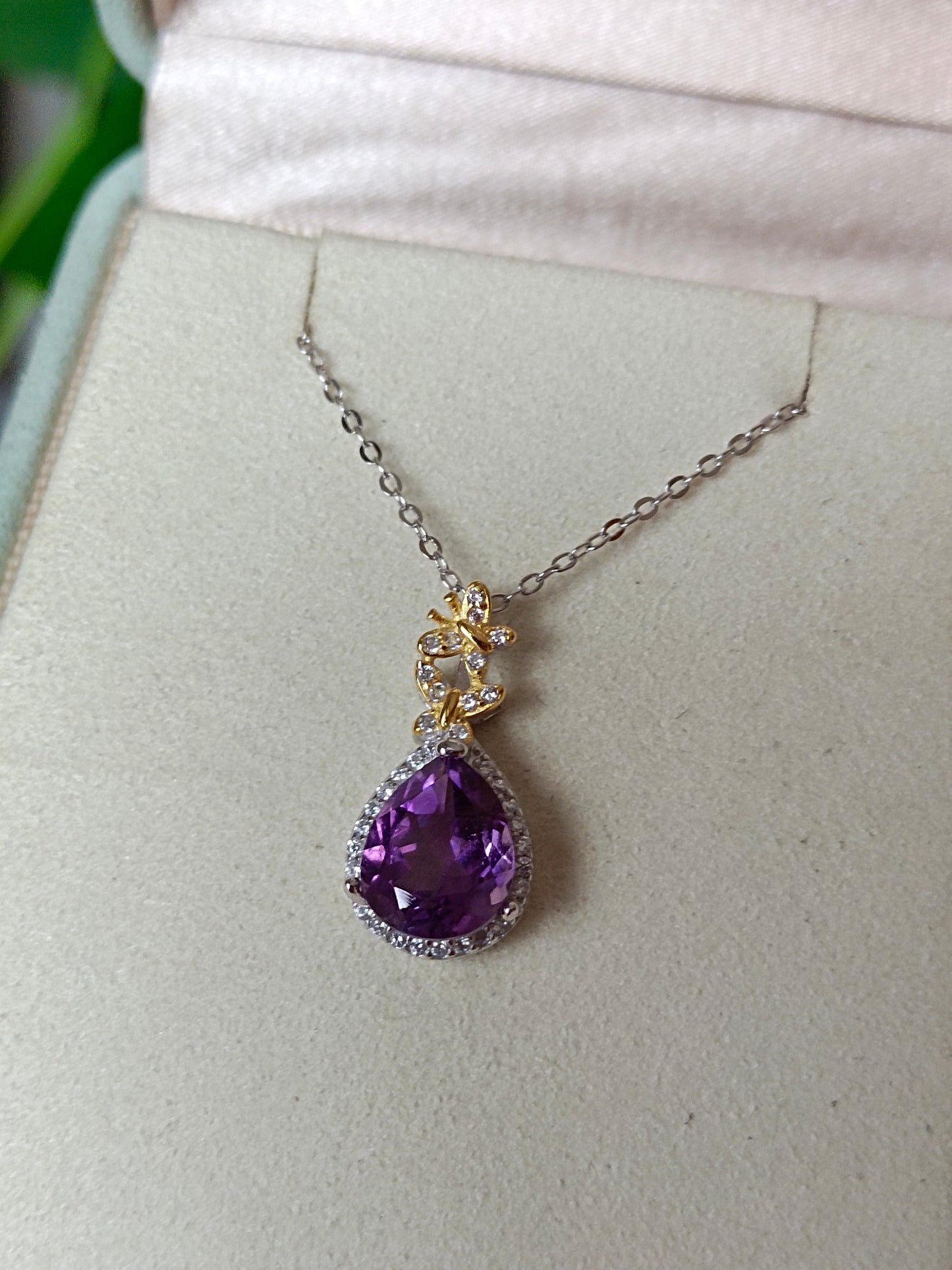 Elegant Natural Purple Crystal Teardrop Pendant Jewelry