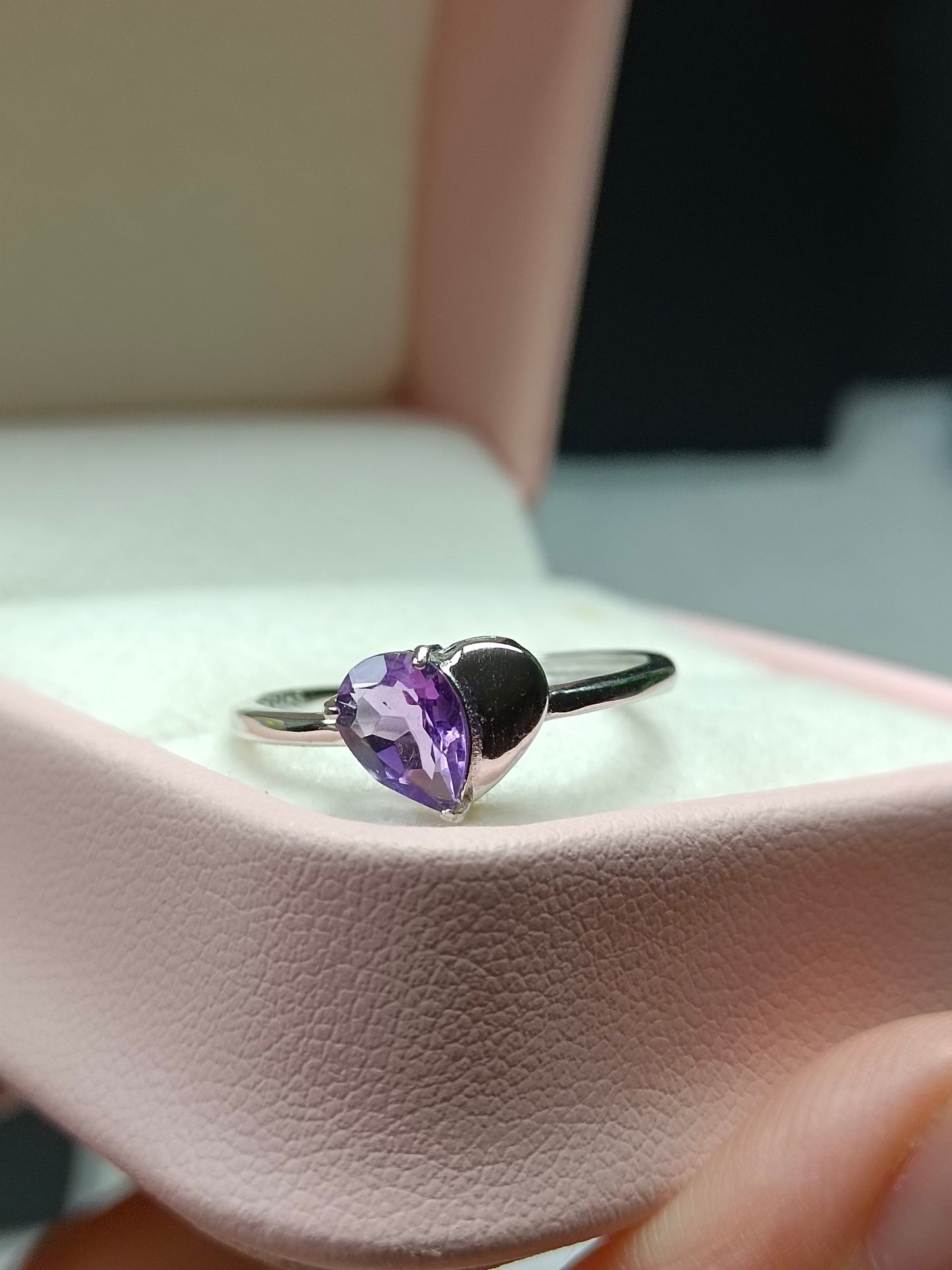 Natural Amethyst Water Drop Heart Ring - Exquisite Jewelry for Elegance