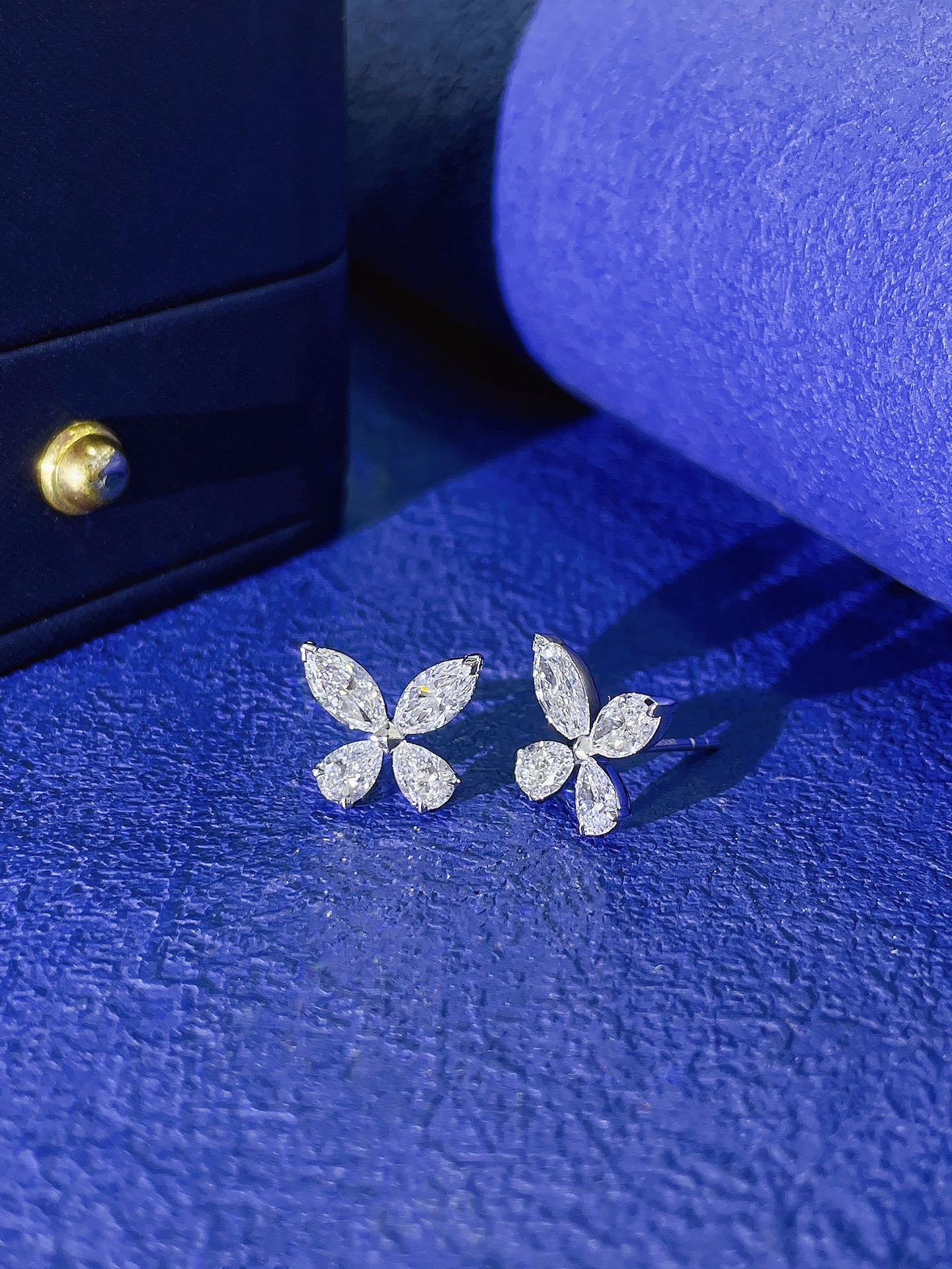 18K Cultured Marquise & Drop Shape Double Butterfly Earrings - Jewelry Gem