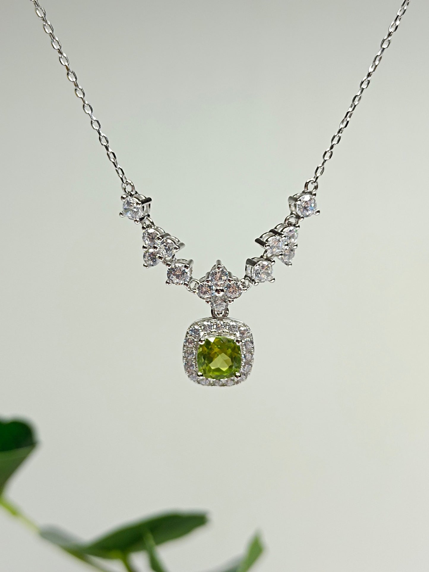 Collana con pendente quadrato in peridoto decorato in argento sterling S925 - Gioielli di moda minimalista