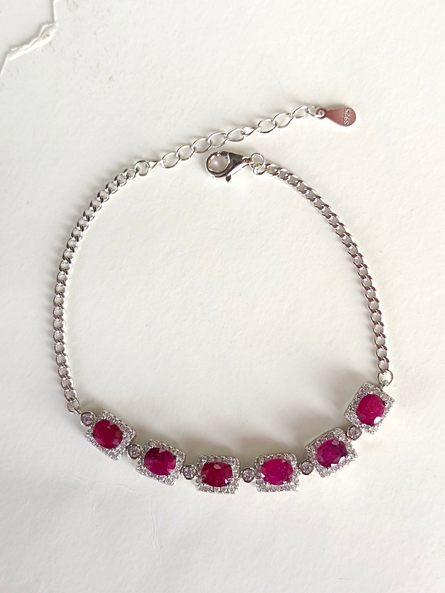 Dazzling Ruby Bracelet - A Masterpiece of Elegance and Mystery in Jewelry