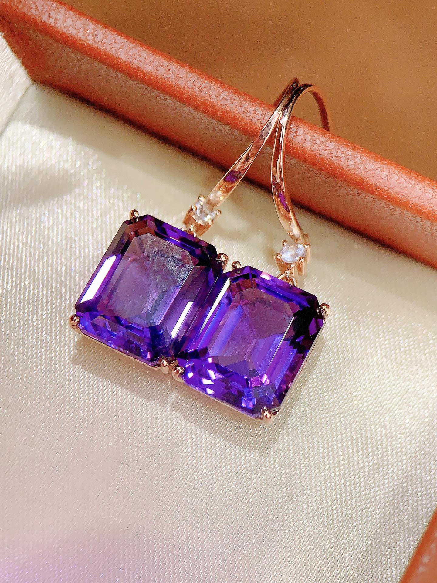 Elegant Purple Amethyst Earrings - Luxury Jewelry