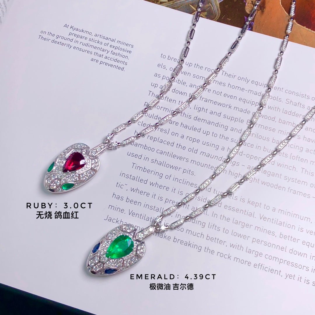 Exquisite Red-Green Gem Snake Pendant Jewelry