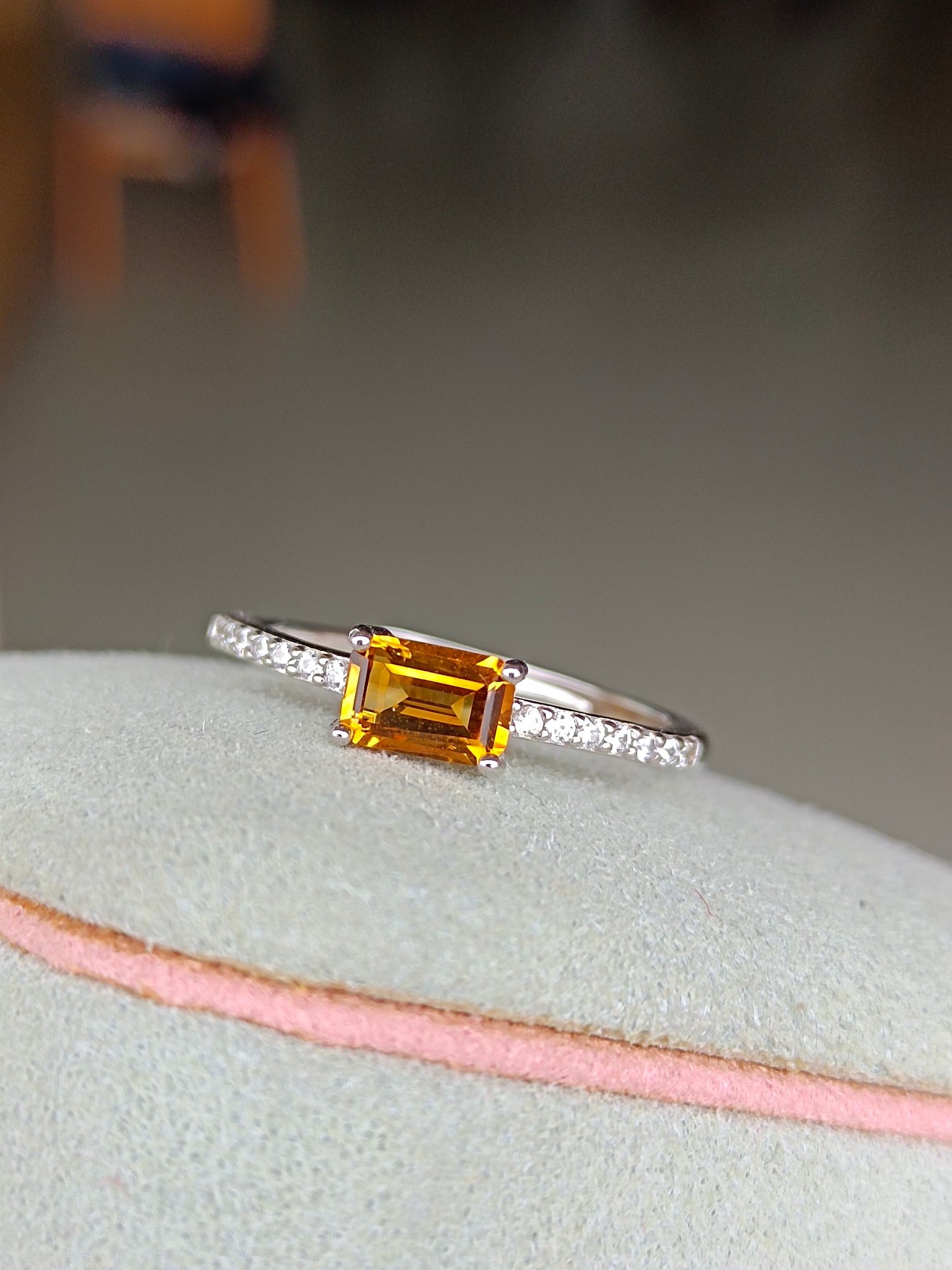 Exquisite Natural Top-Grade Amber Yellow Crystal Ring - Premium Jewelry