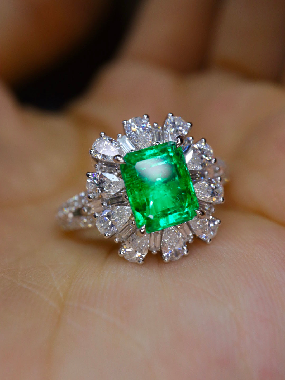 Panjshir Emerald Ring - High-Quality Jewelry Piece