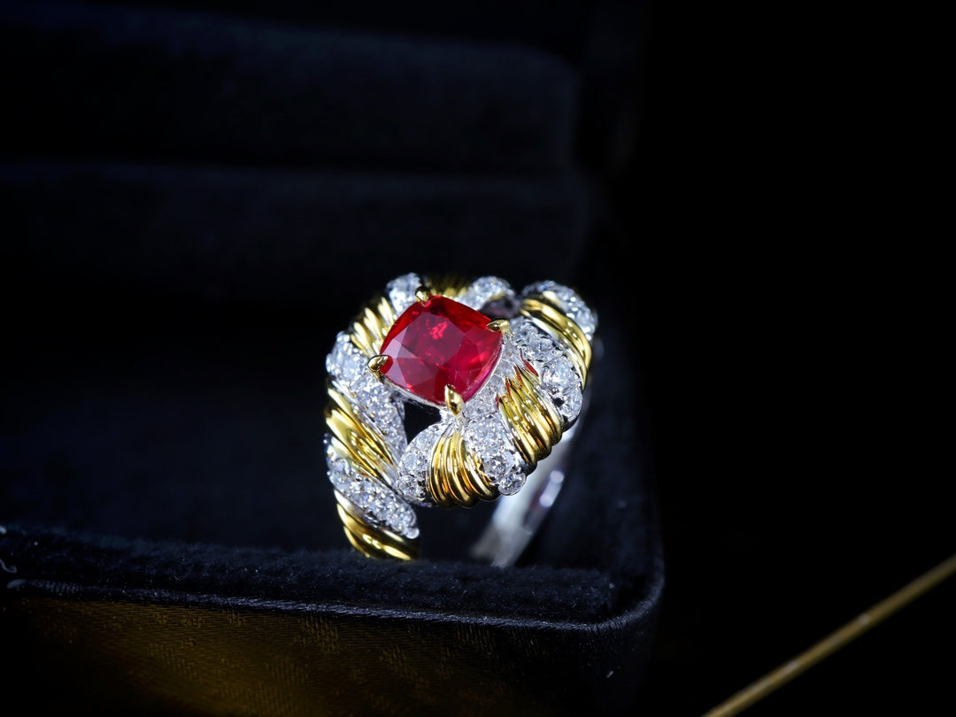 Exquise Pigeon's Blood Ruby Ring - Een modieus sieradenwonder