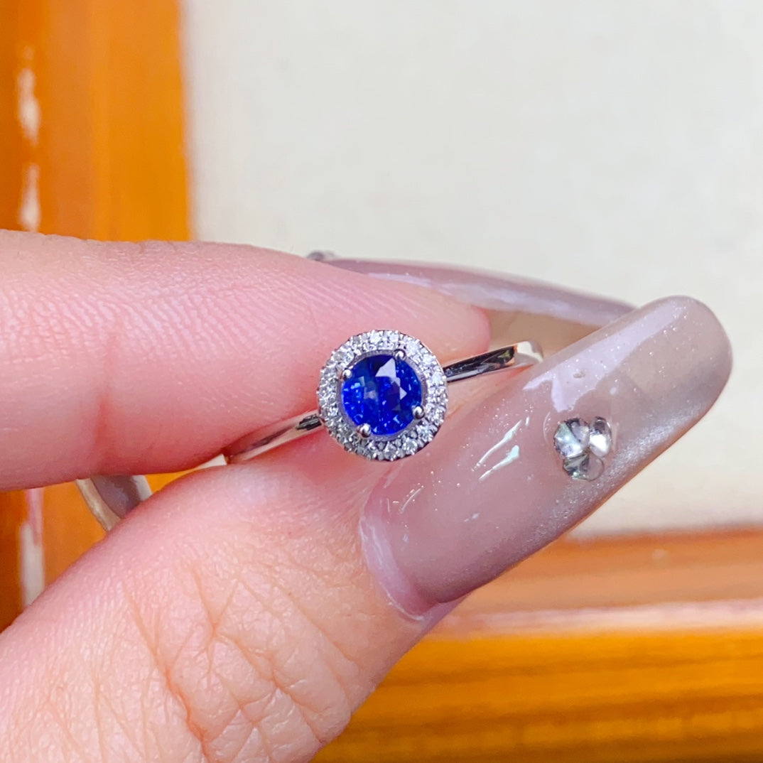 18K Gold and Diamond Encrusted Natural Sapphire Ring - Exclusive Jewelry