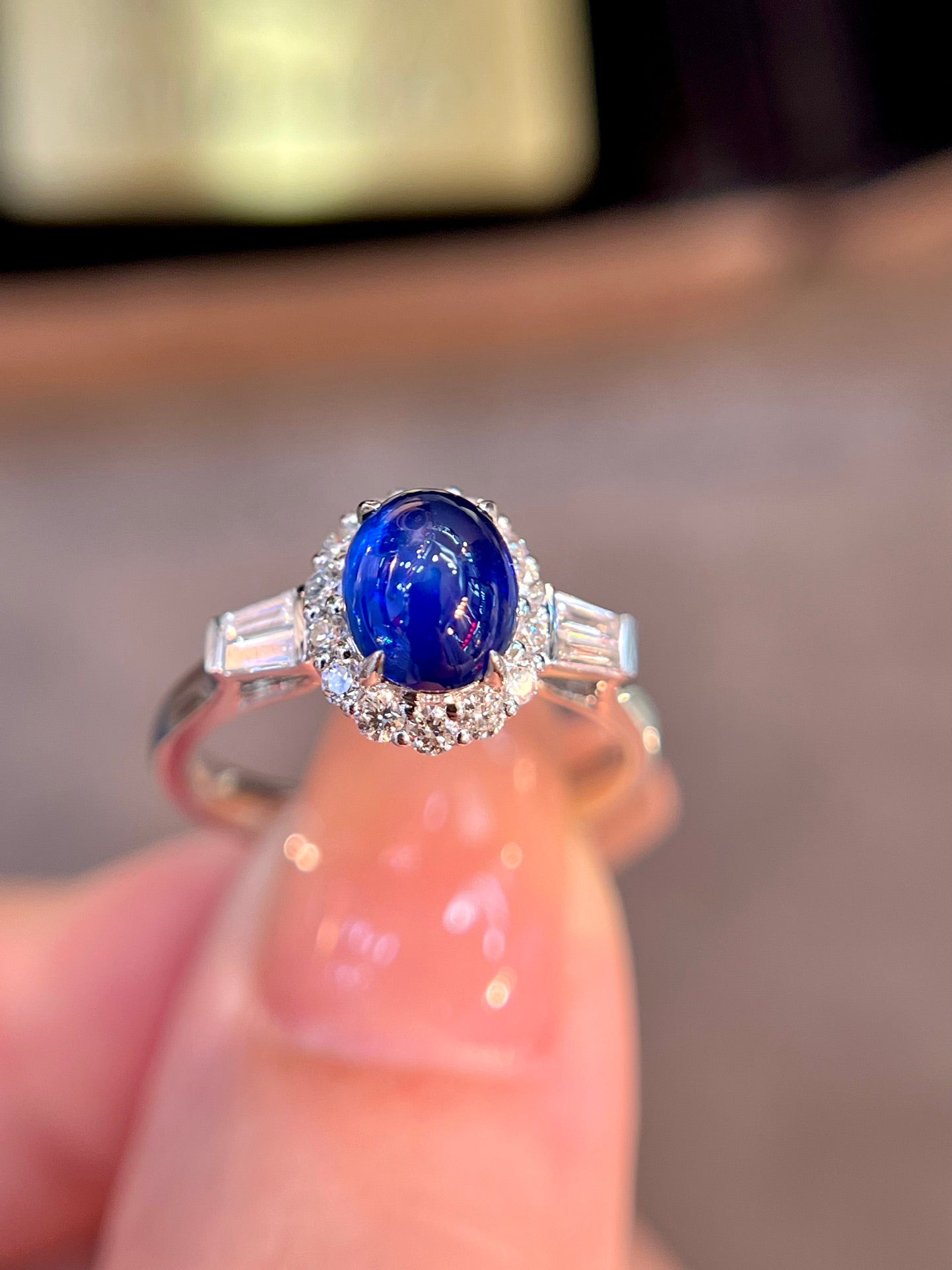 Classic Design 18k Gold Royal Blue Sapphire Ring with Diamonds - Jewelry for Everyday Elegance