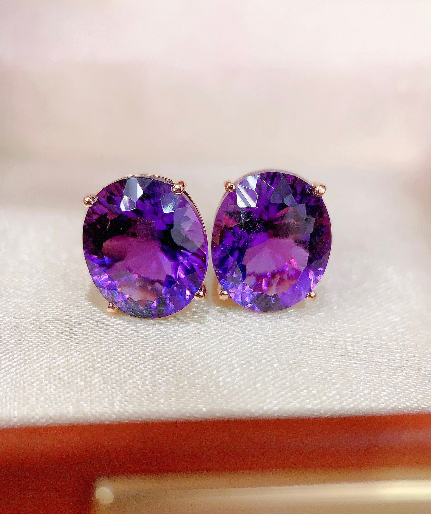 Elegant Purple Amethyst Earrings - A Symbol of Prosperity and Luxury Jewelry