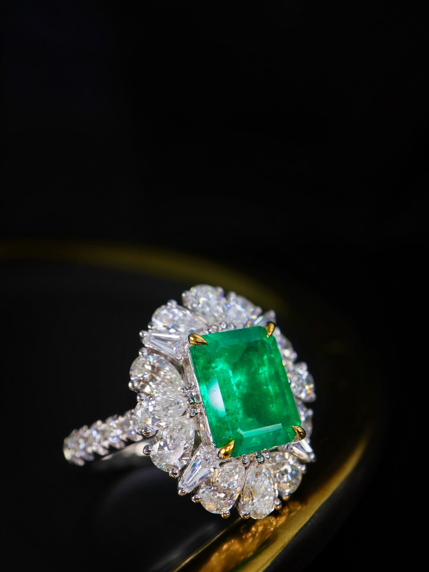 Afghan Panjshir Emerald Ring - Premium Quality Jewelry