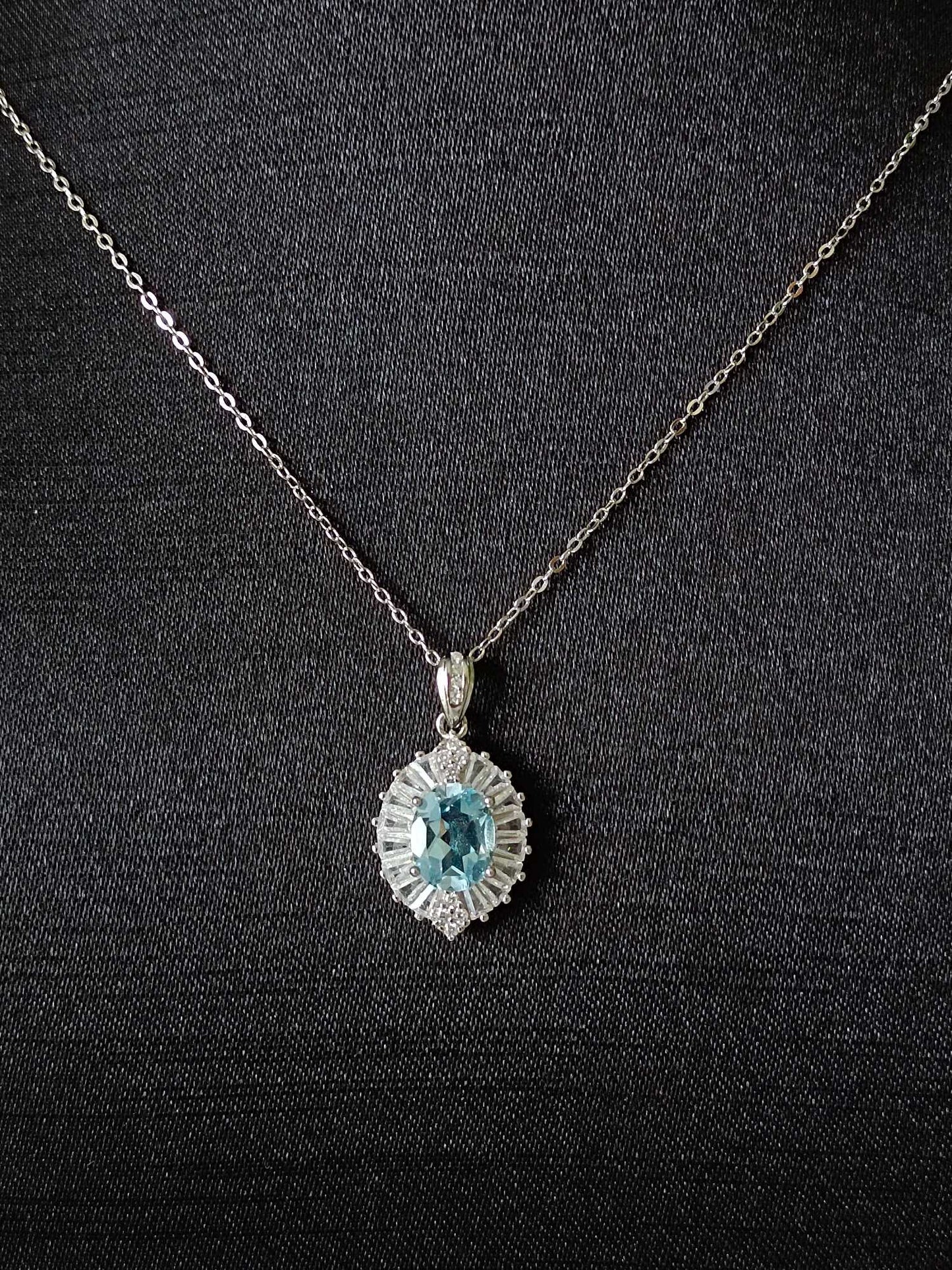 Natural Topaz Pendant - Elegant and Subtle Jewelry for Daily Wear