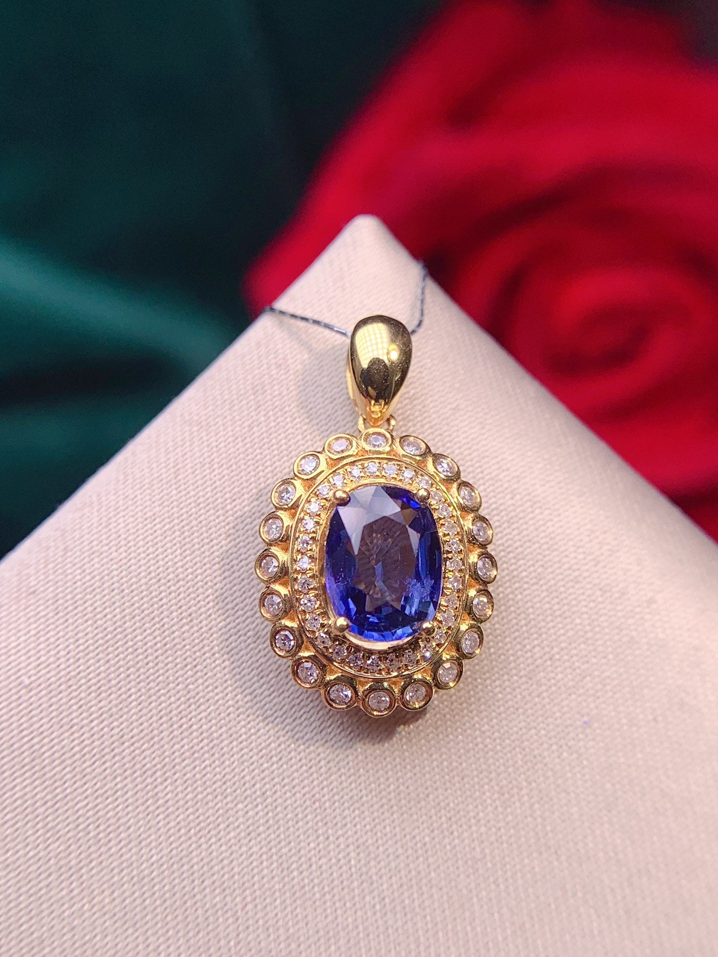 18K Sapphire Pendant with Diamond Accents - Elegant Jewelry