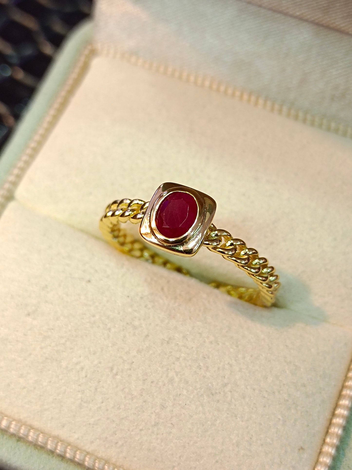 Cincin Ruby Perak S925 Sterling yang Elegan - Barang Kemas Ketukangan Halus