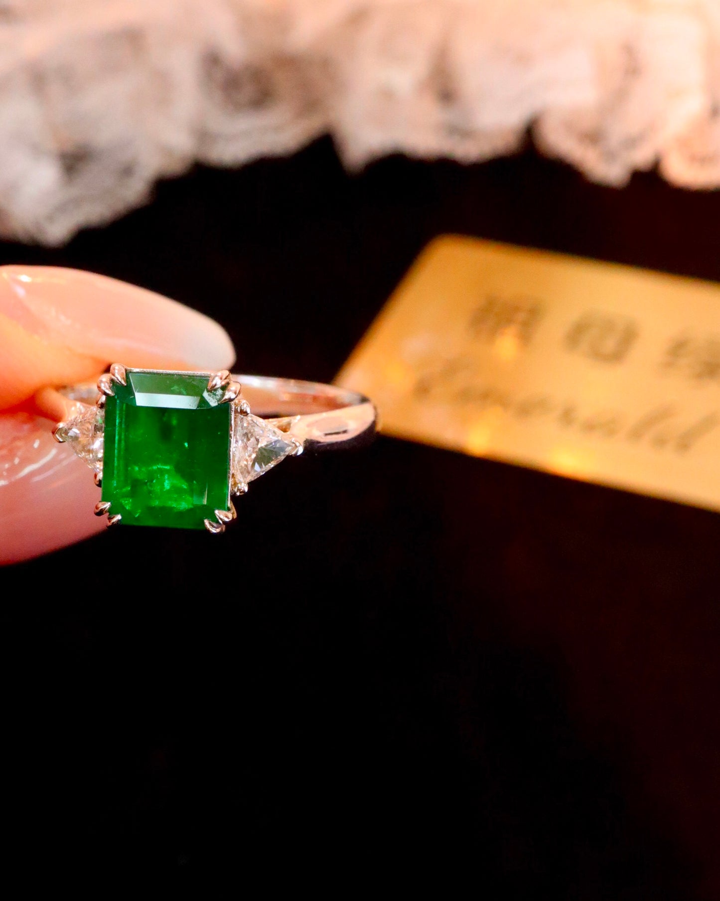 High-Quality Minimalist Three-Stone Emerald Ring - Collector's Edition Jewelry