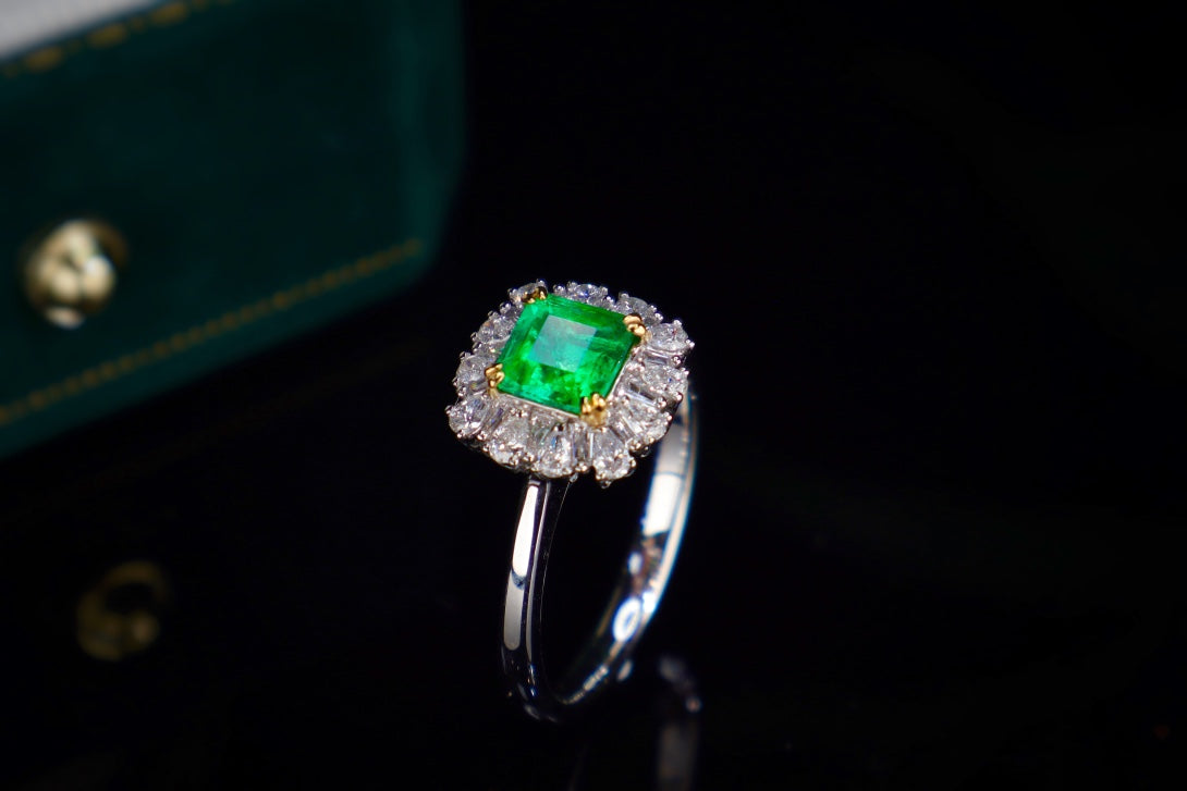 Emerald Ring - High-Quality Brazilian Jewelry