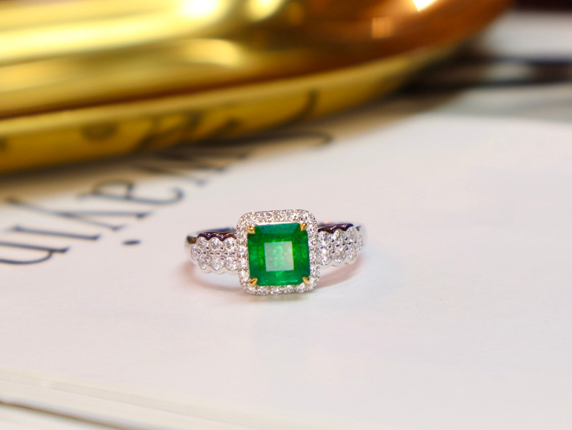 Luxurious Emerald Ring Jewelry - A Masterpiece of Elegance