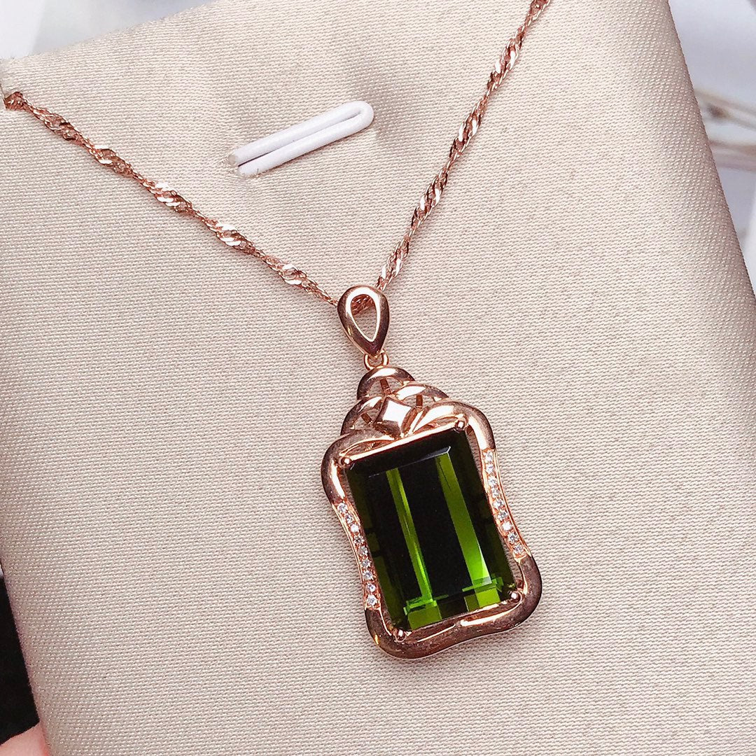 18K Gold and Diamond Embedded Tourmaline Pendant - Exquisite Jewelry